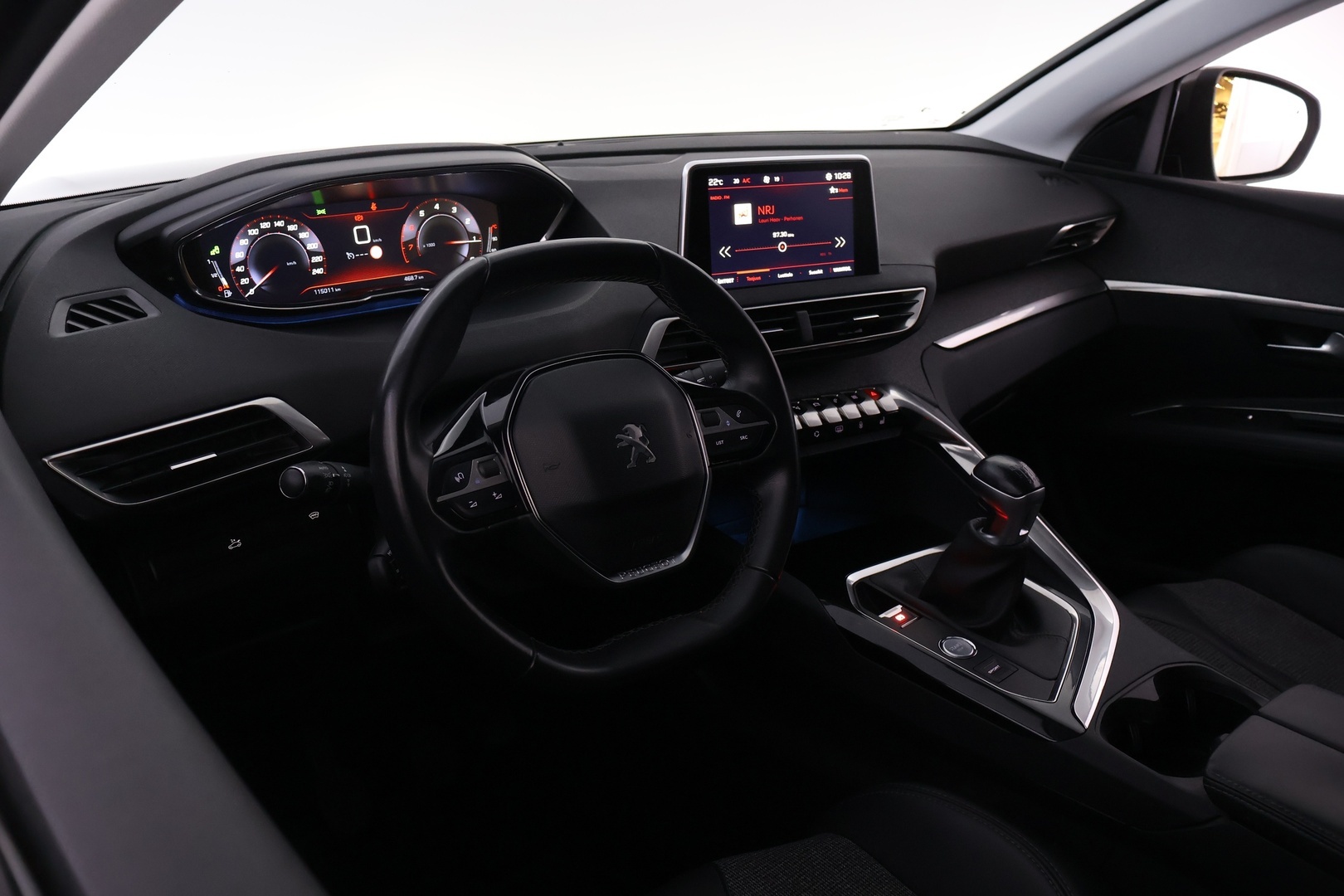 PEUGEOT 3008 2017