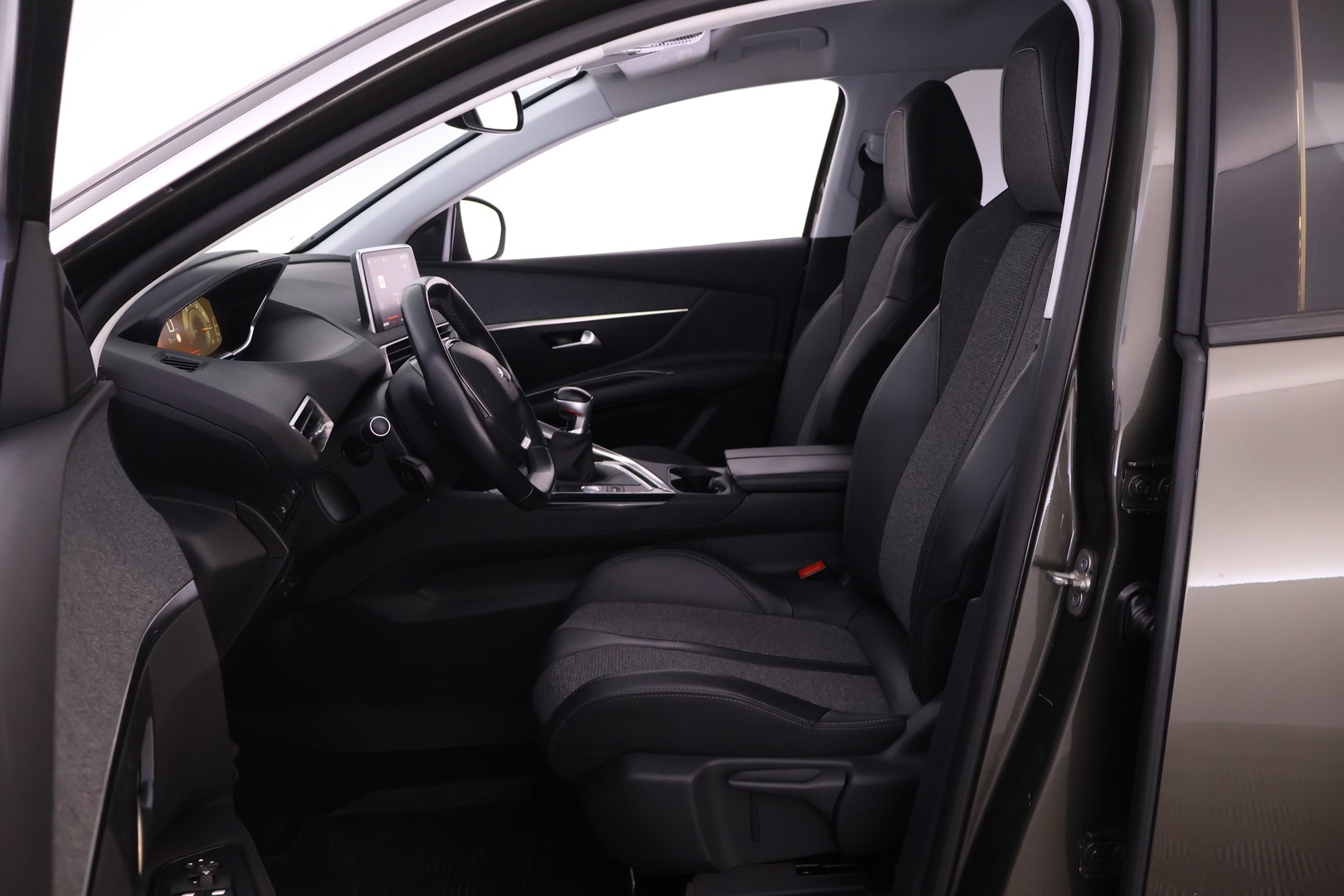 PEUGEOT 3008 2017