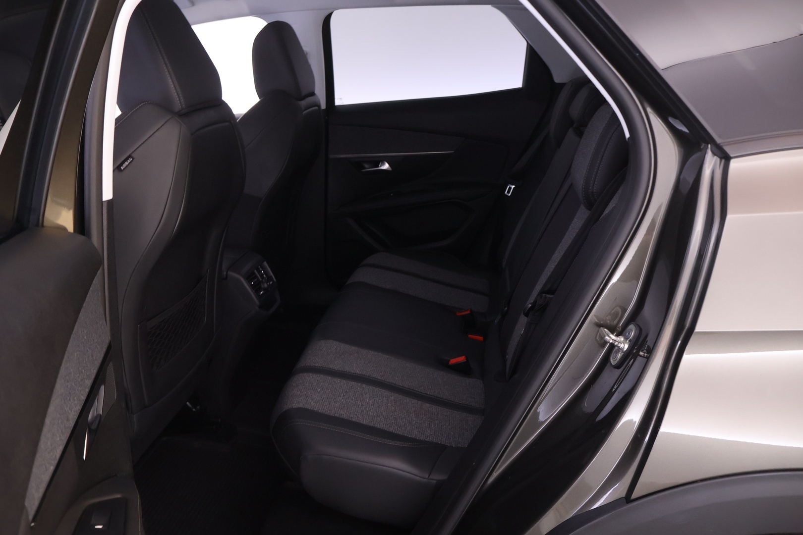 PEUGEOT 3008 2017