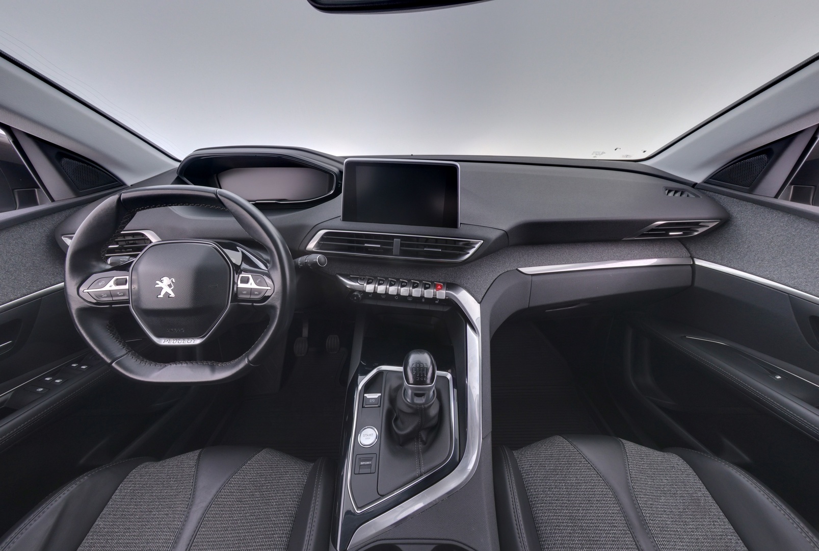 PEUGEOT 3008 2017