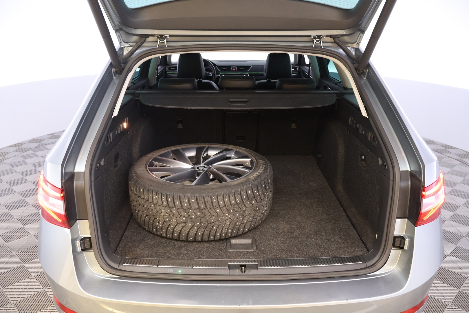 SKODA Superb 2017