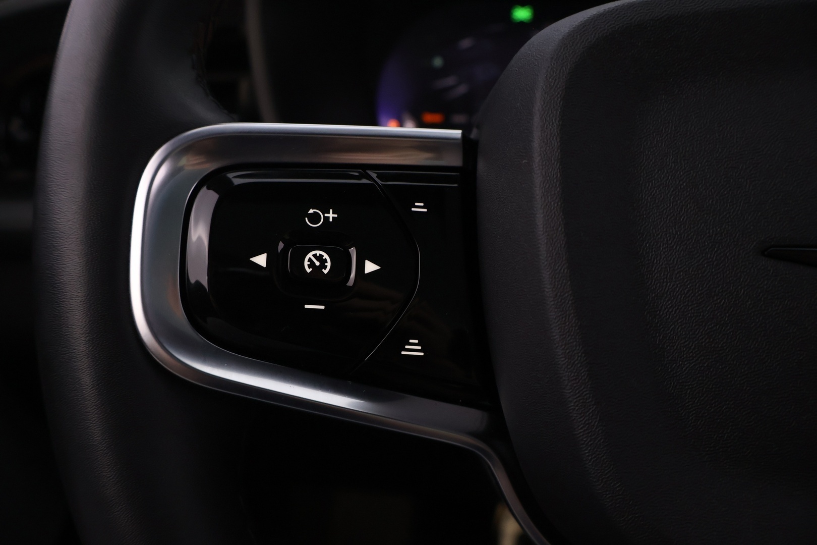 POLESTAR 2 2023