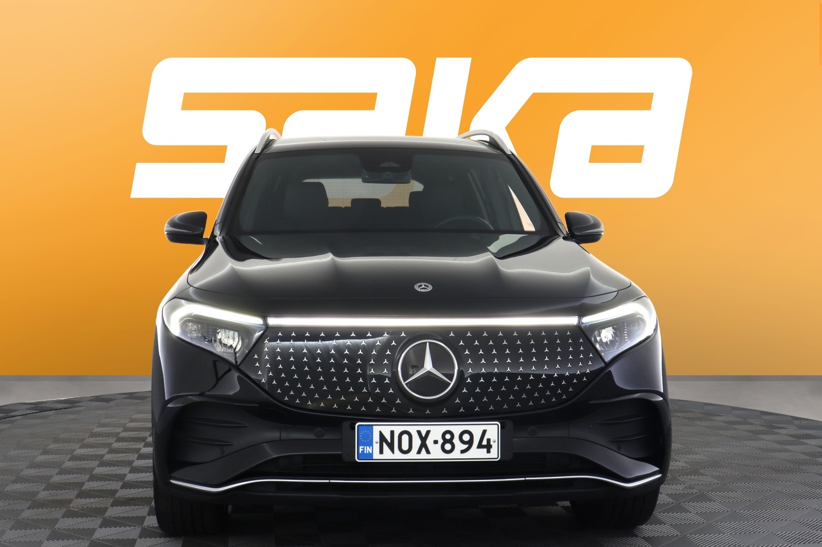 MERCEDES-BENZ EQB 2025