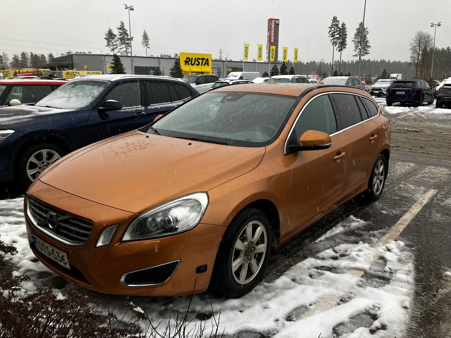VOLVO V60 2013