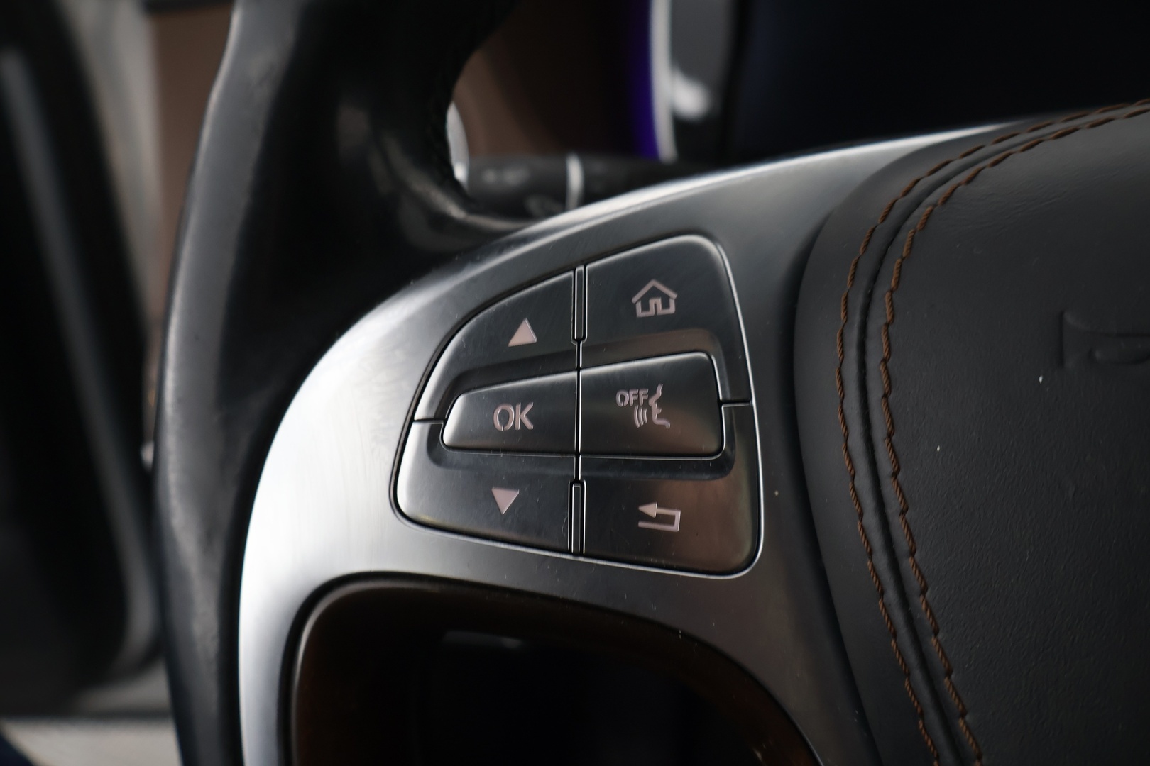 MERCEDES-BENZ S 2014