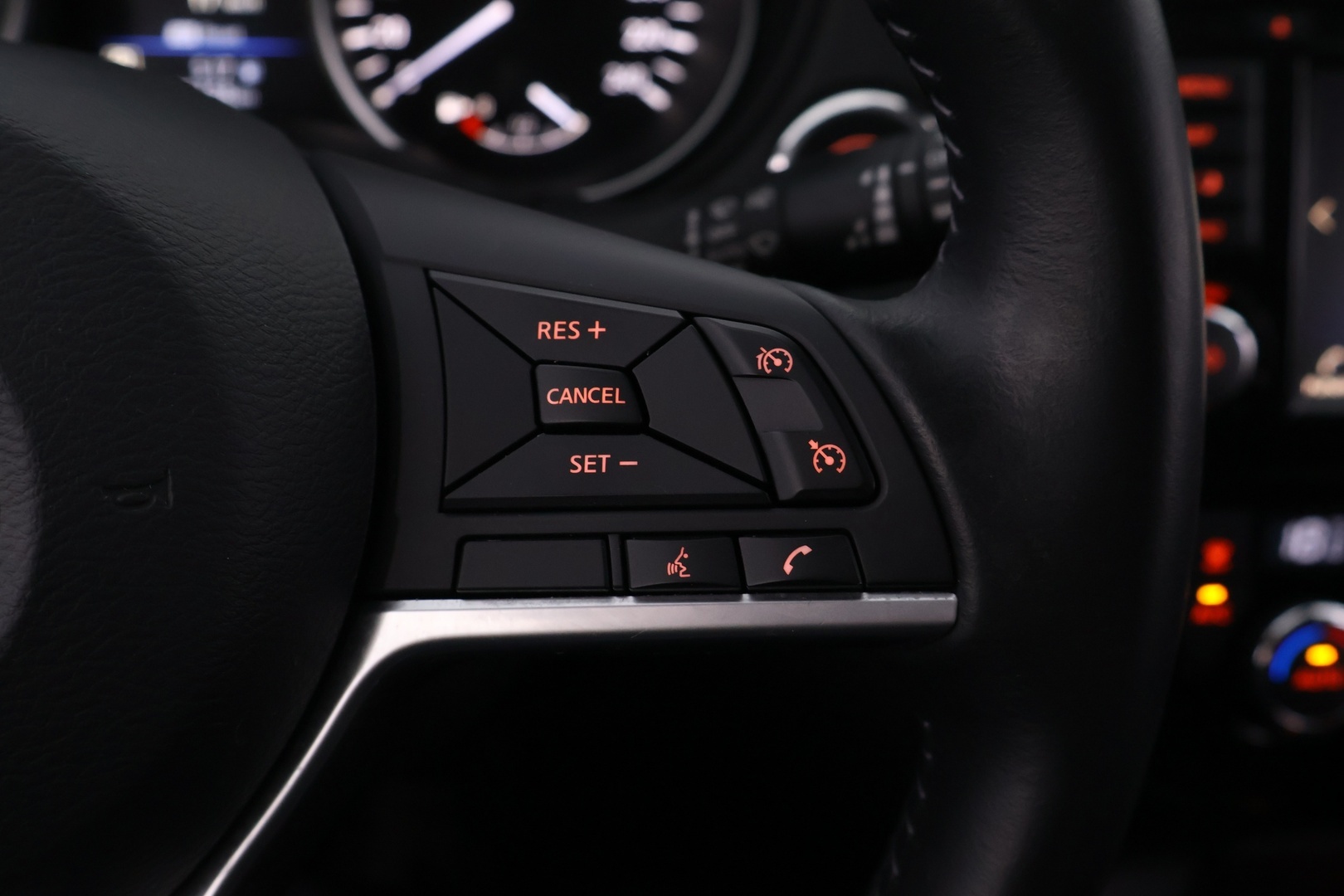 NISSAN Qashqai 2019