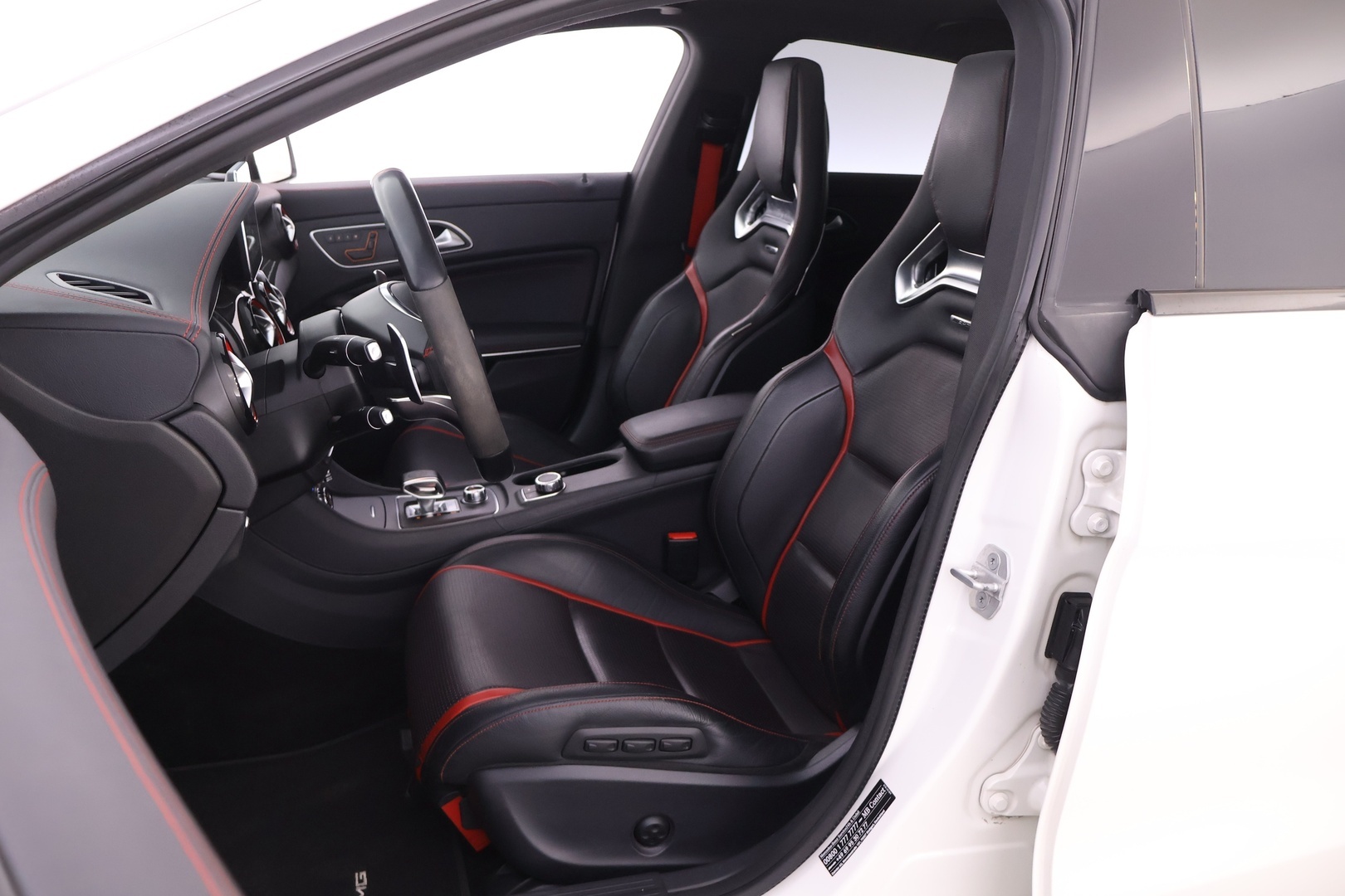 MERCEDES-BENZ CLA 45 AMG 2016