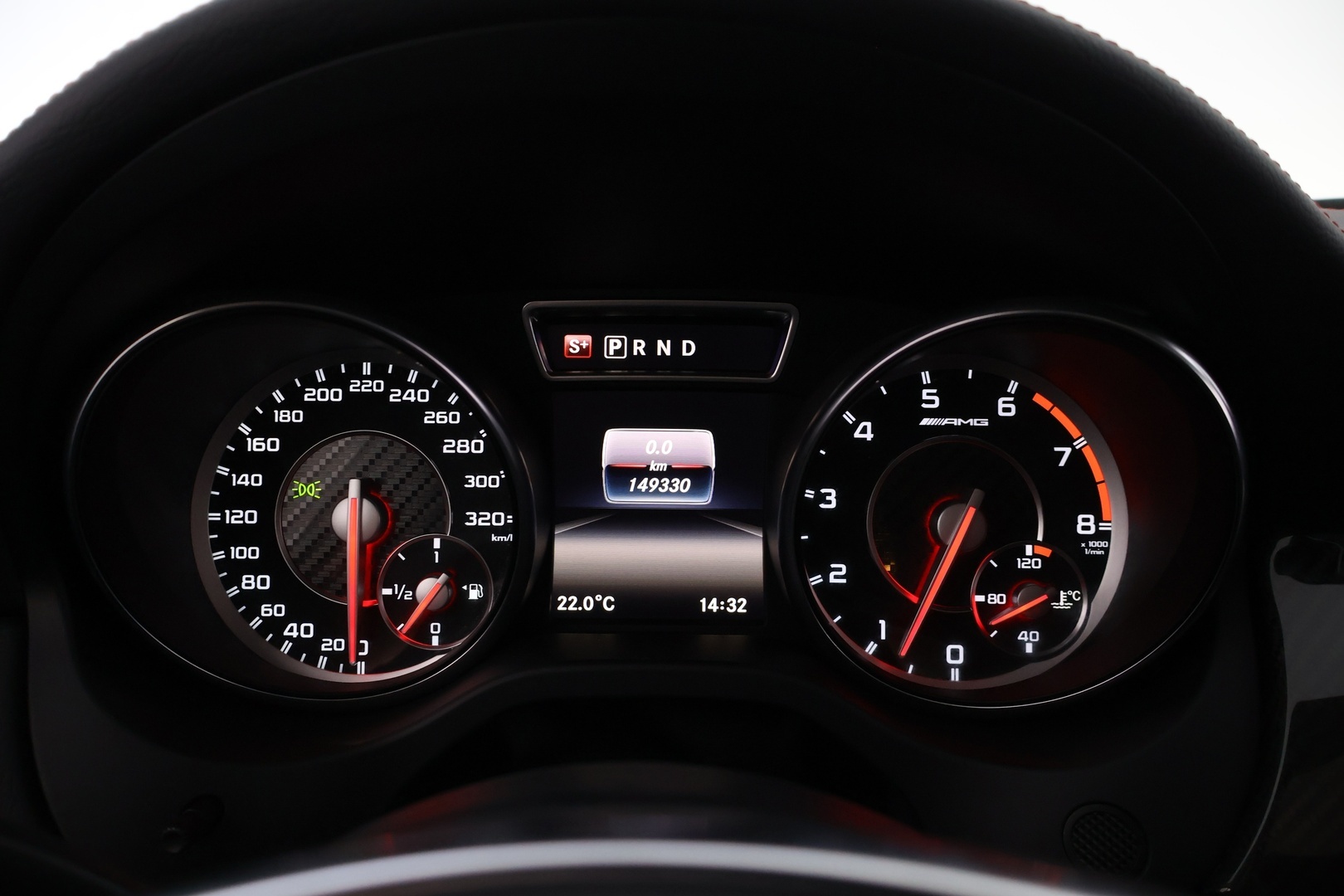 MERCEDES-BENZ CLA 45 AMG 2016
