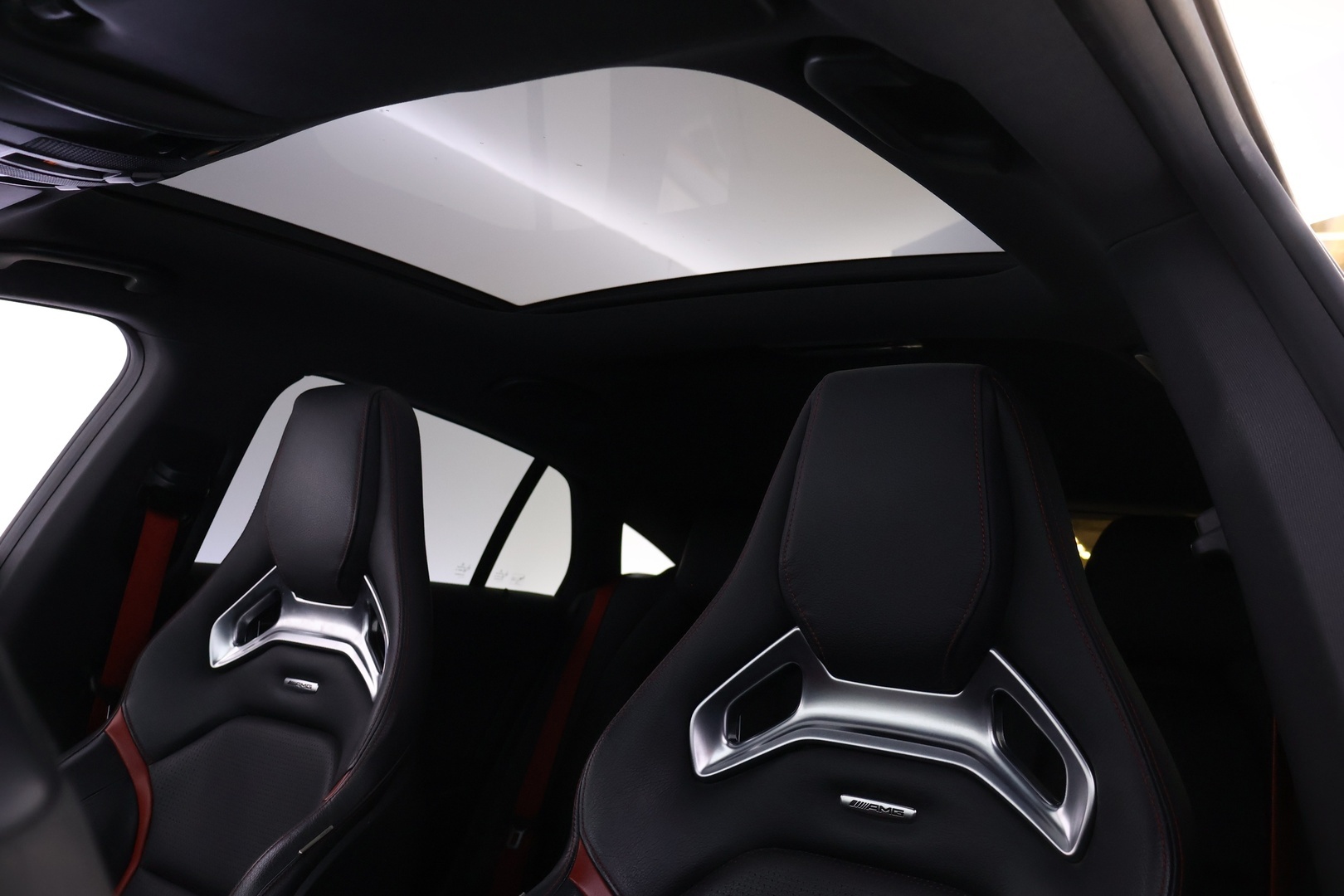 MERCEDES-BENZ CLA 45 AMG 2016