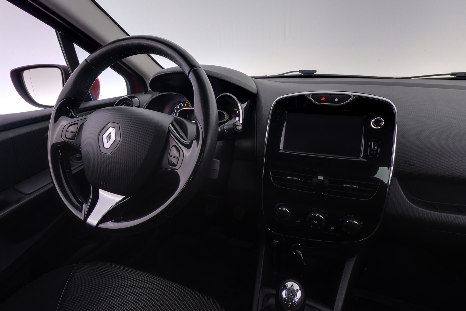 RENAULT Clio 2013