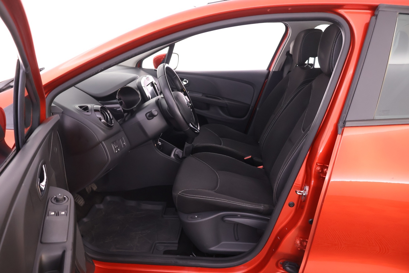 RENAULT Clio 2013