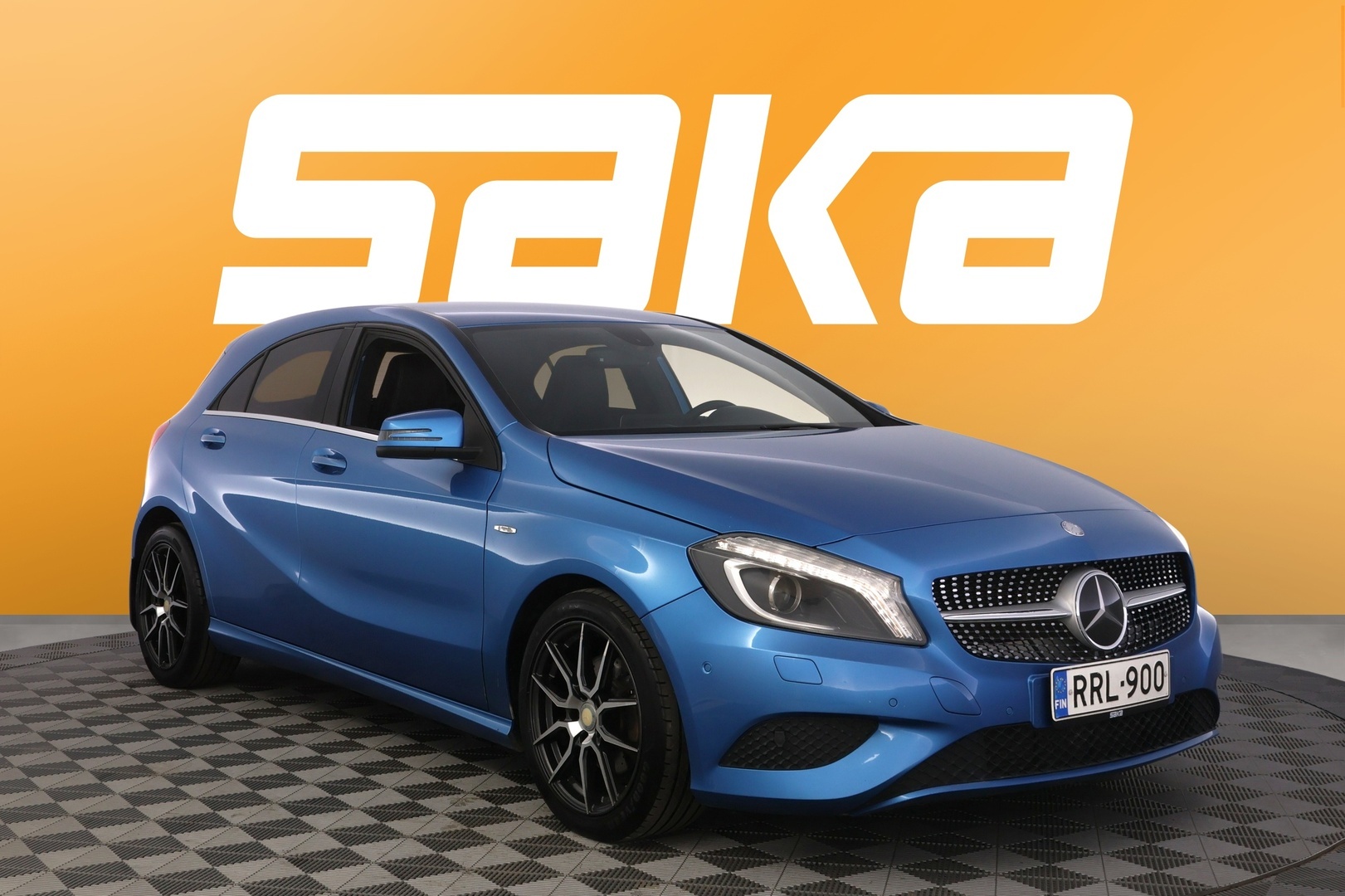 MERCEDES-BENZ A 2013