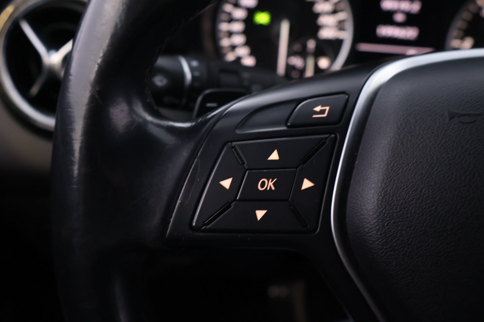 MERCEDES-BENZ A 2013