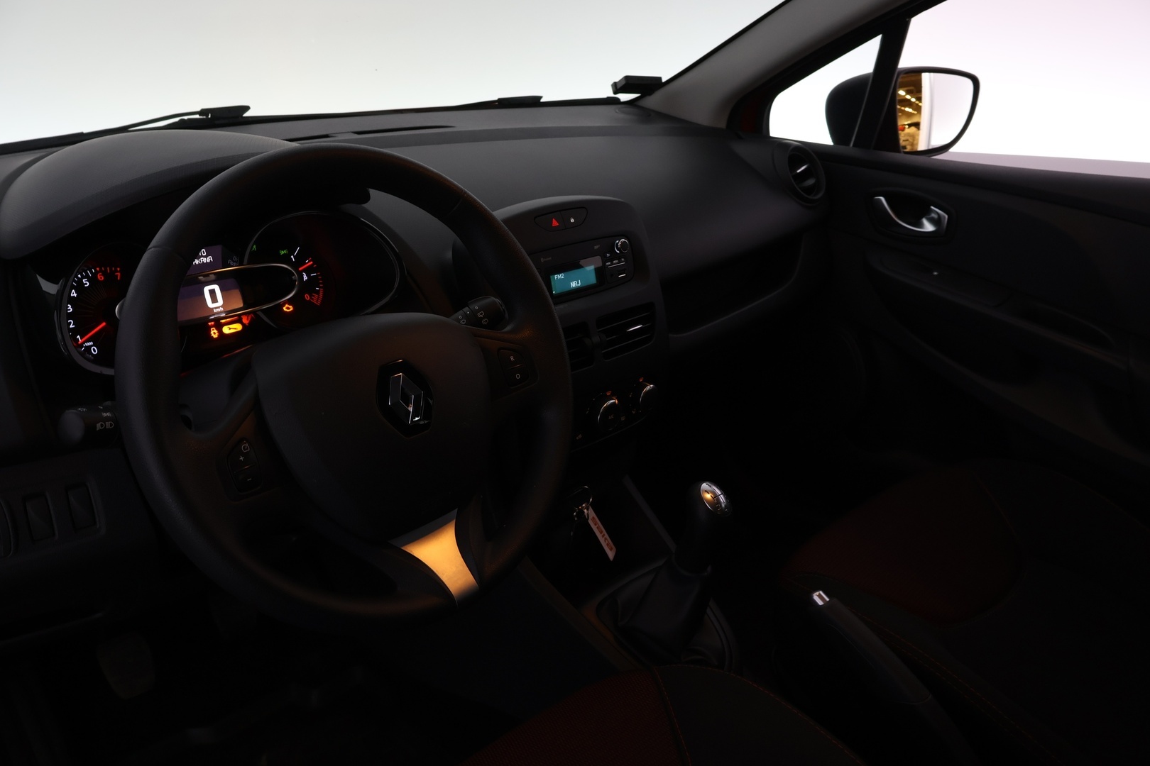 RENAULT Clio 2016