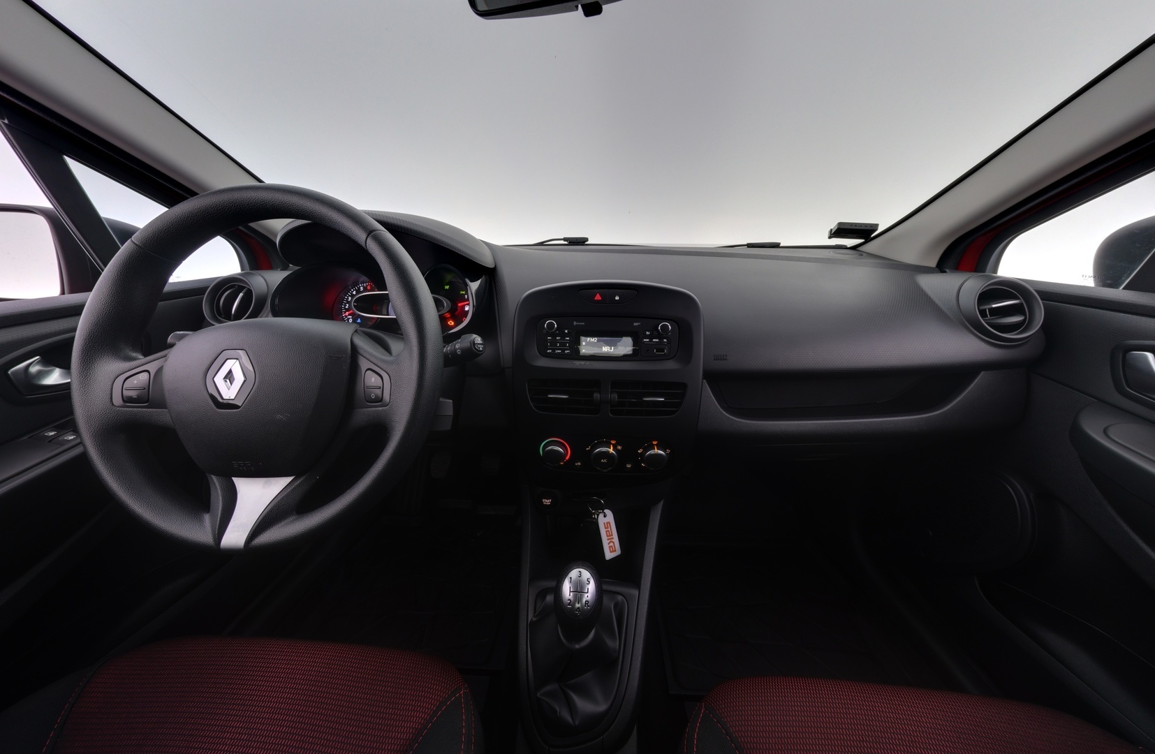 RENAULT Clio 2016