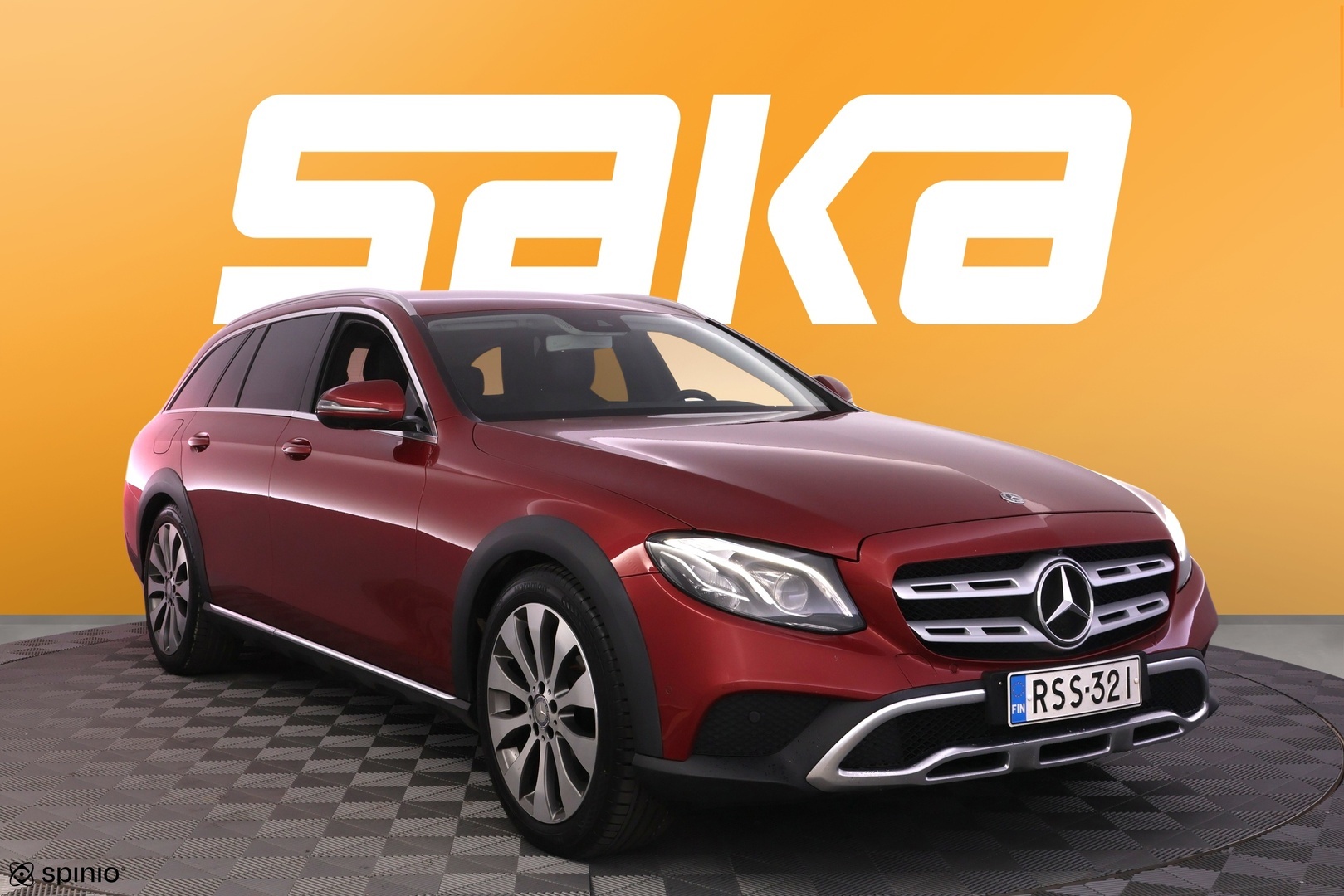 MERCEDES-BENZ E 2017