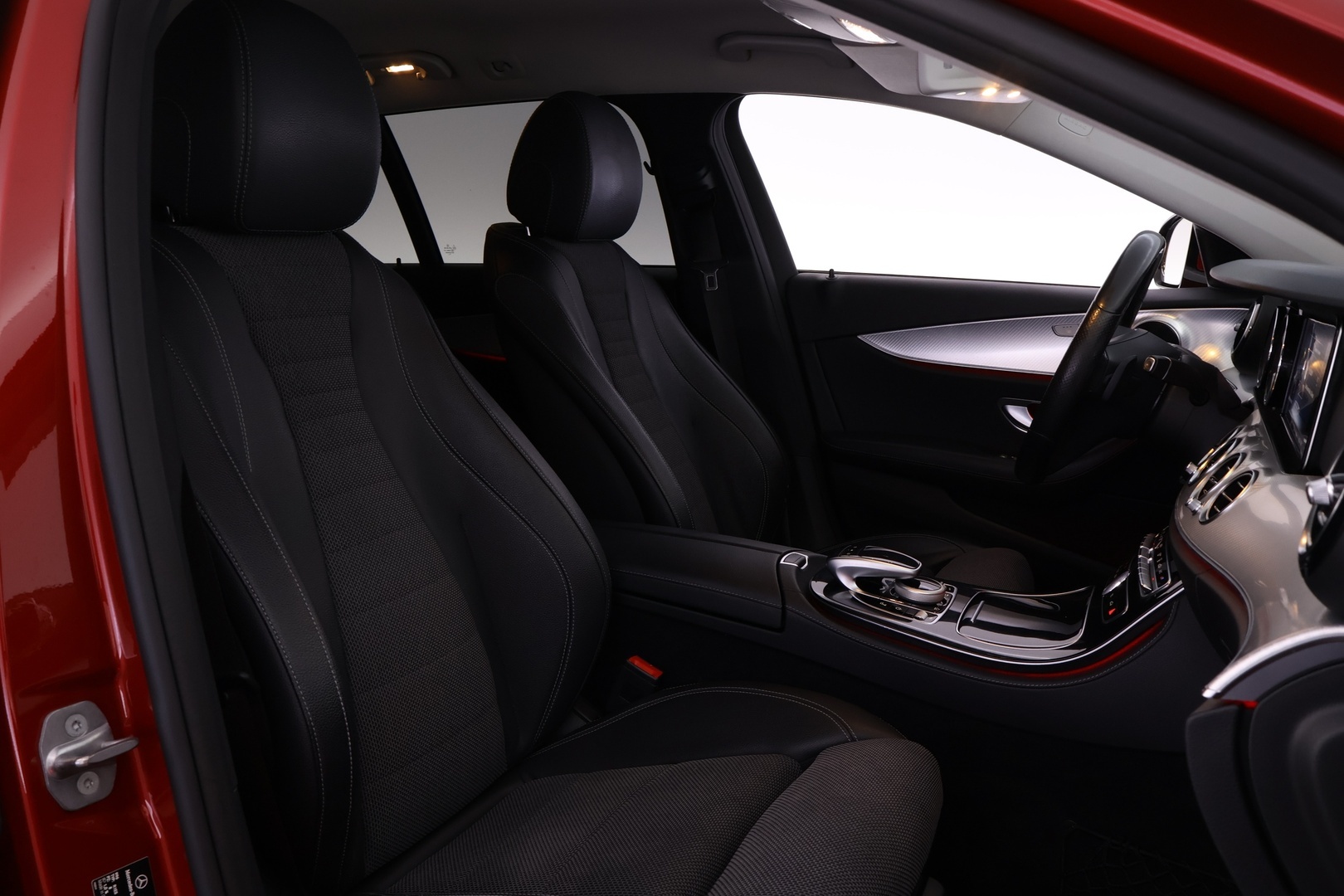 MERCEDES-BENZ E 2017