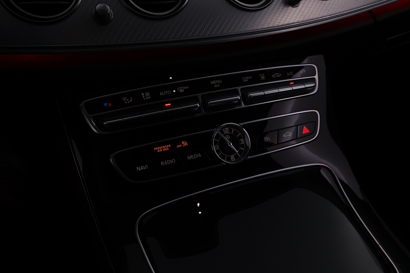 MERCEDES-BENZ E 2017