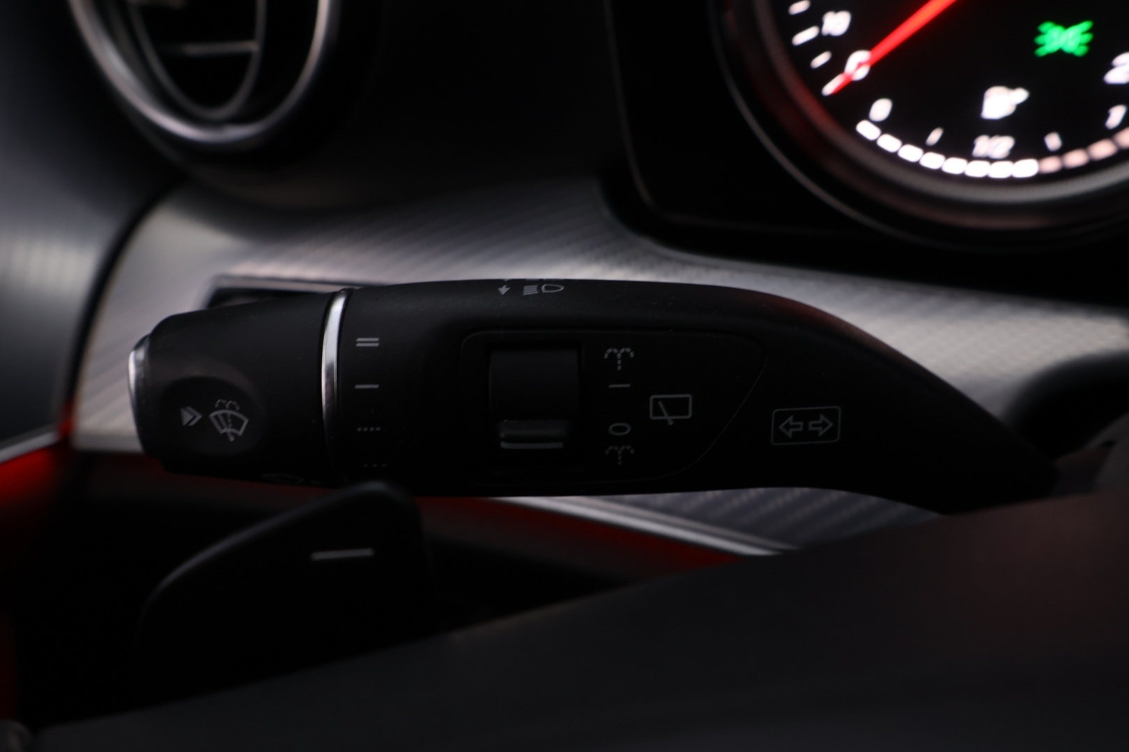 MERCEDES-BENZ E 2017