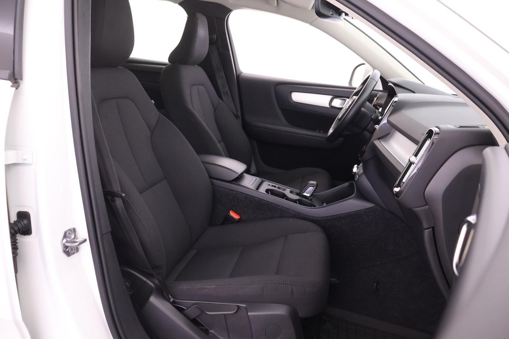 VOLVO XC40 2019