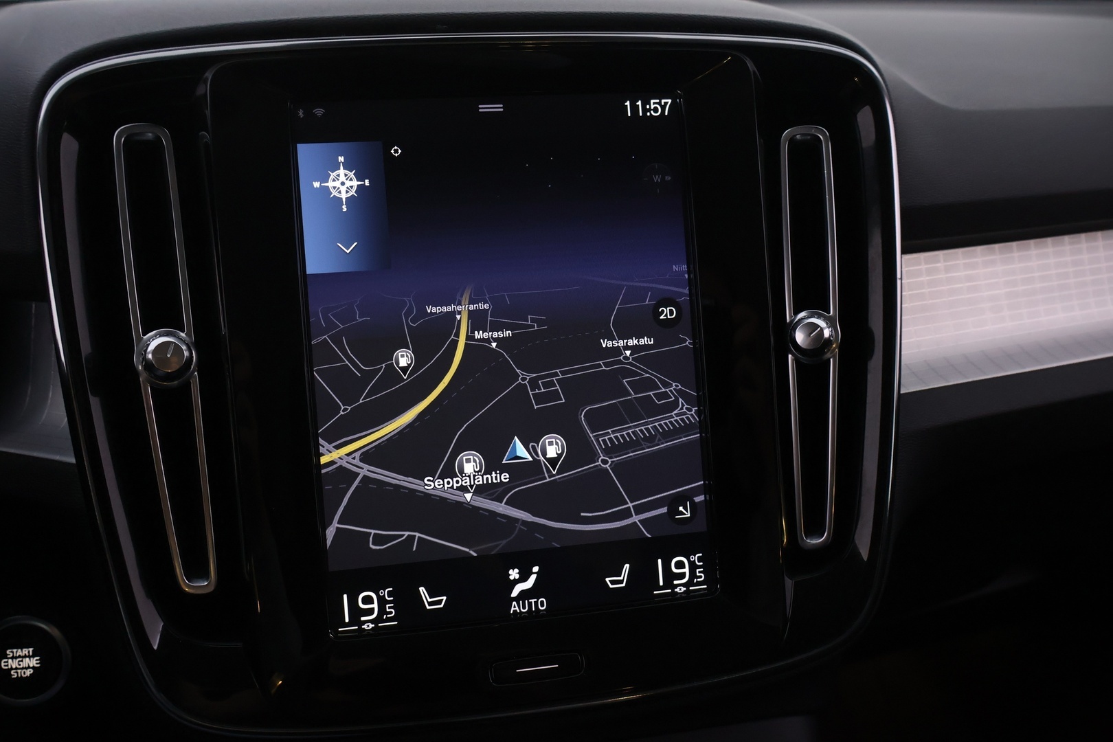 VOLVO XC40 2019