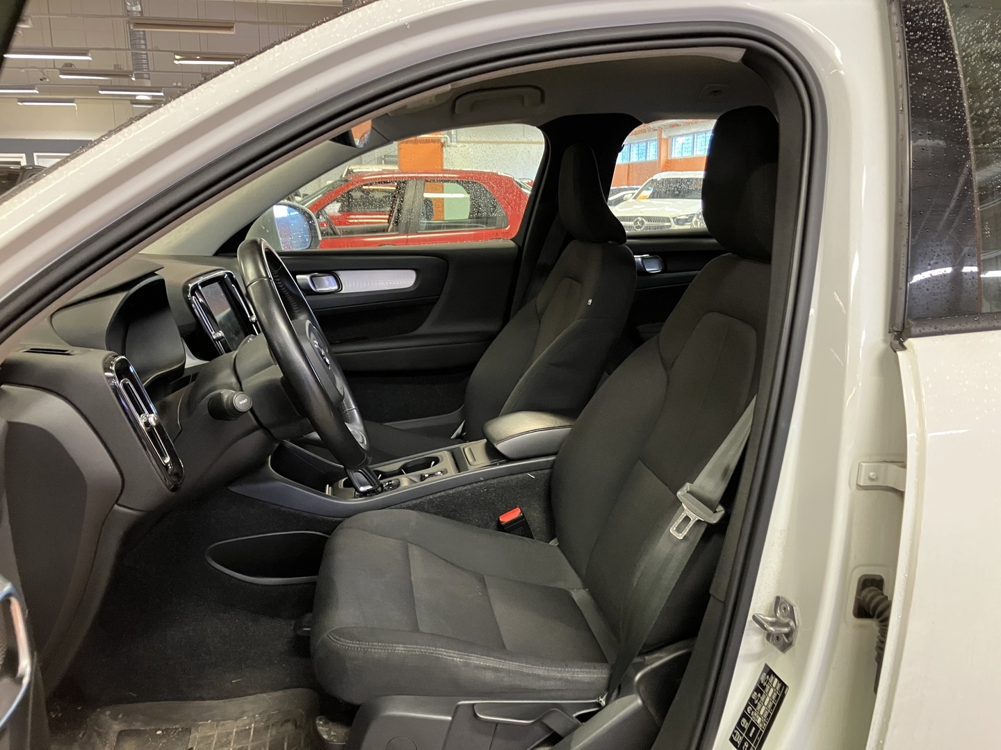VOLVO XC40 2019