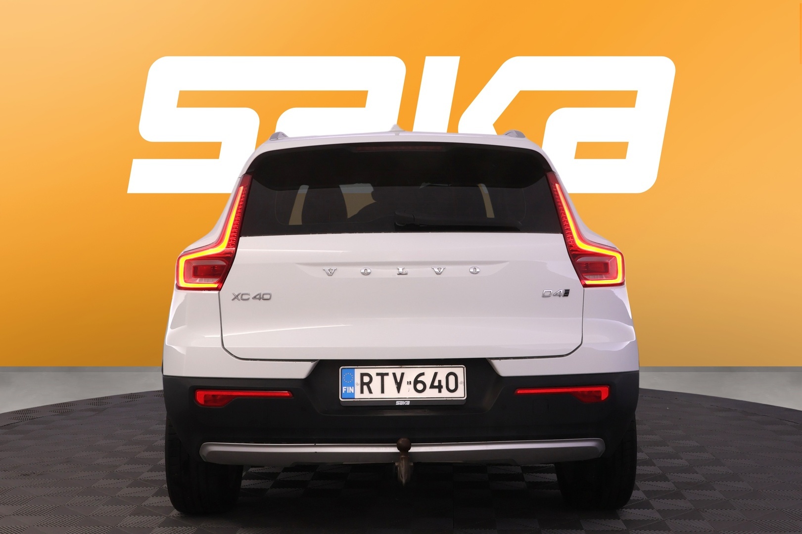 VOLVO XC40 2019