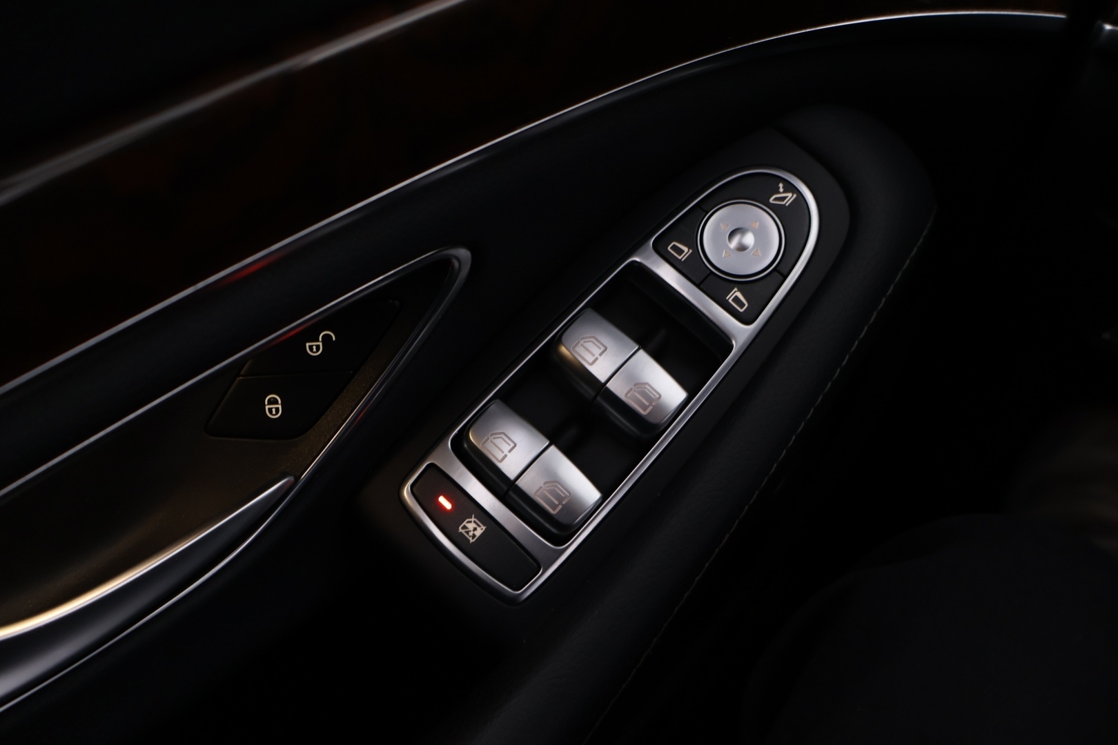 MERCEDES-BENZ S 2014