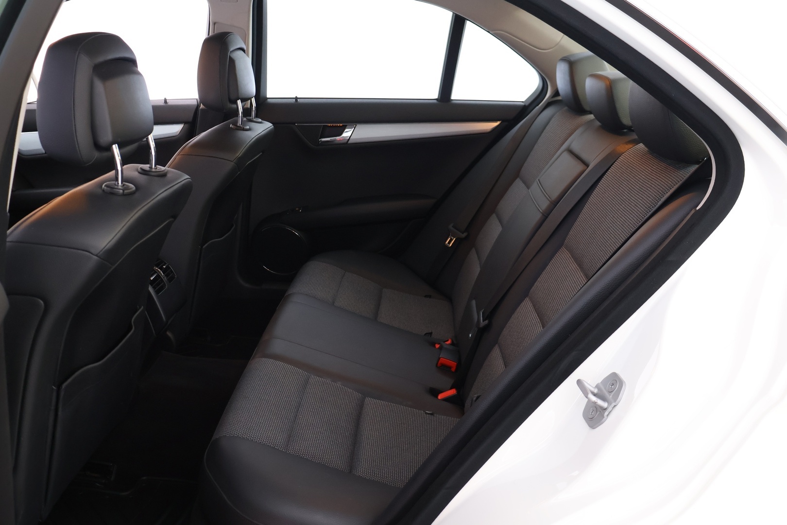 MERCEDES-BENZ C 2010