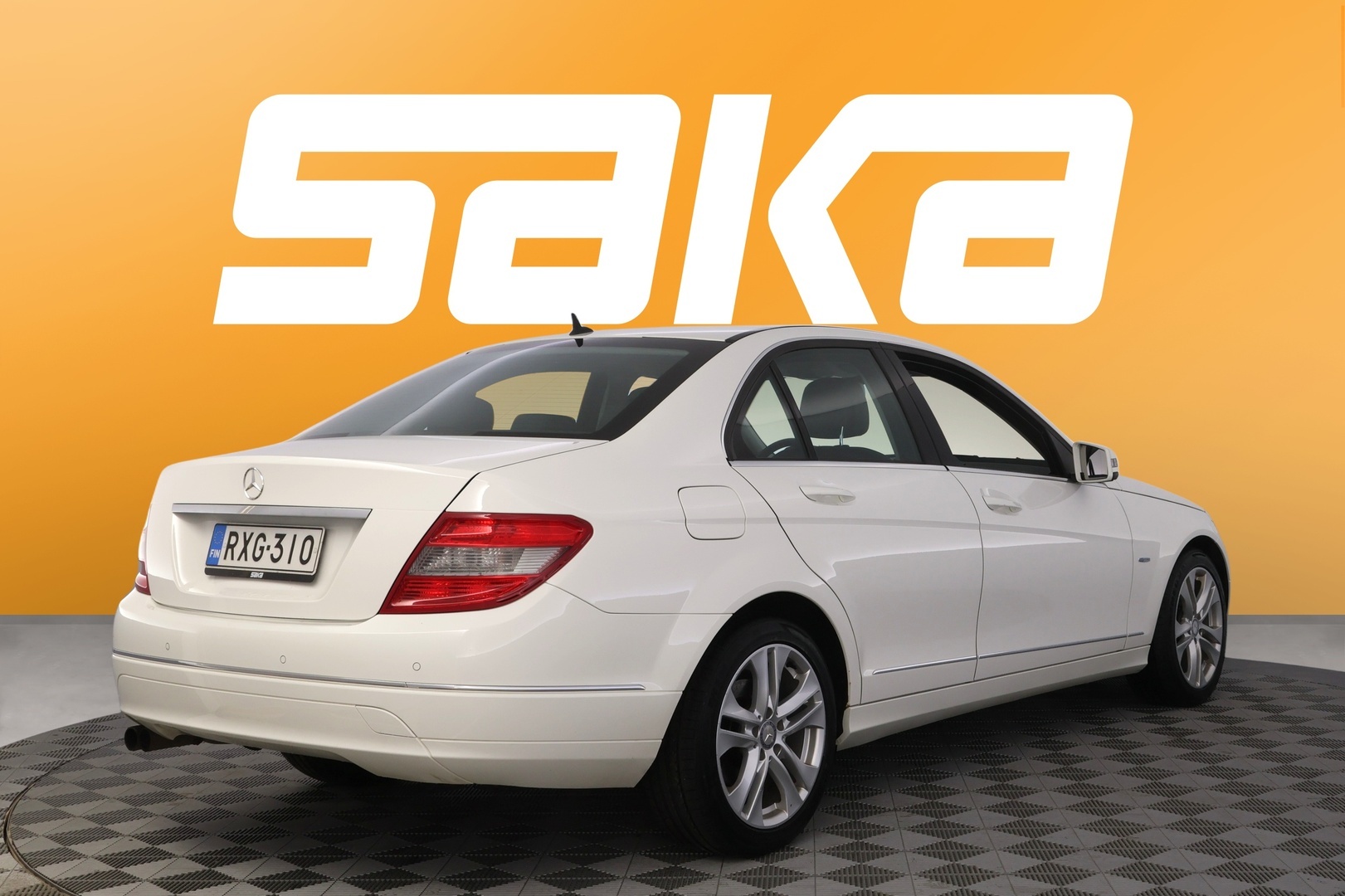 MERCEDES-BENZ C 2010