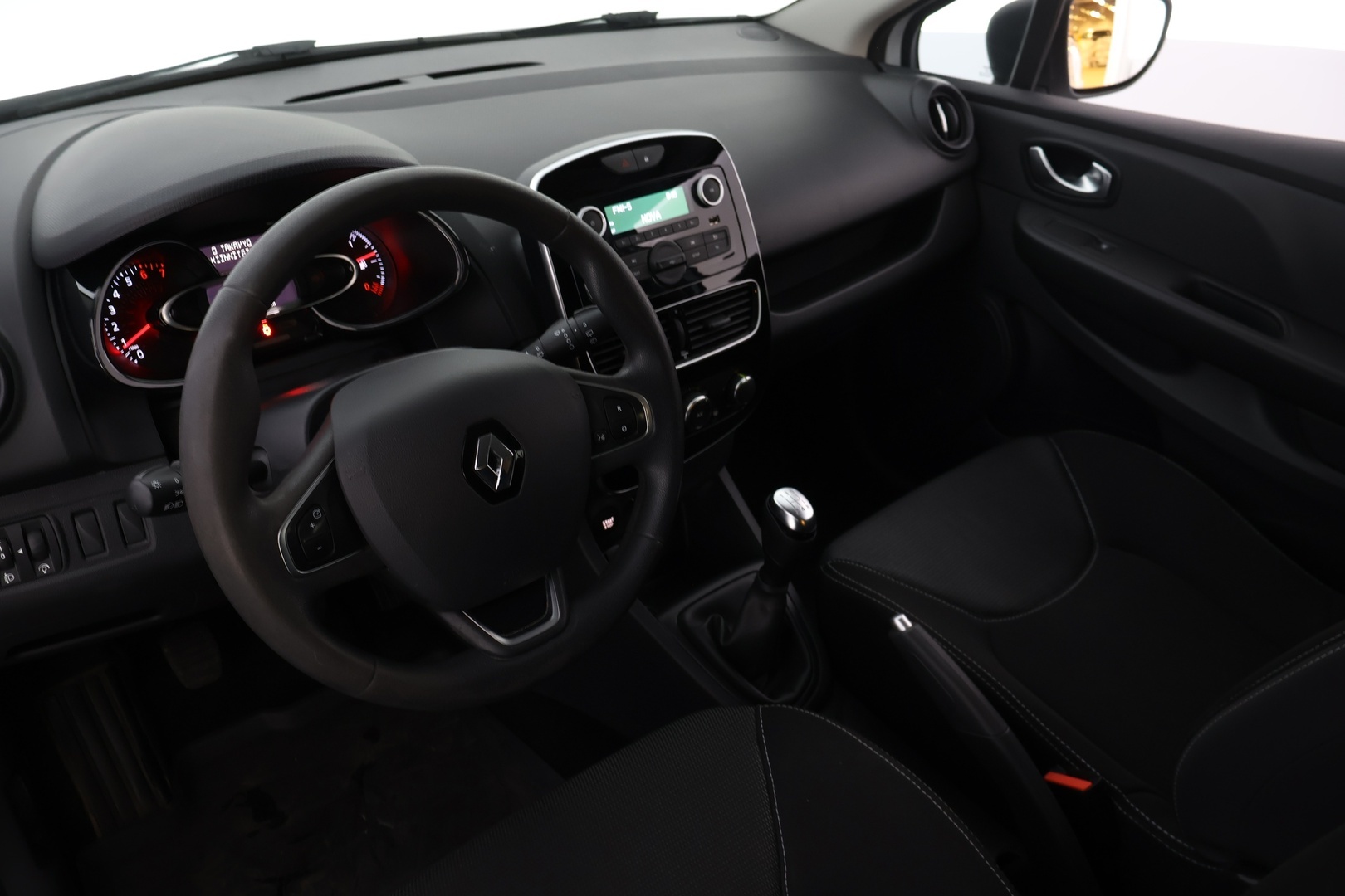 RENAULT Clio 2017