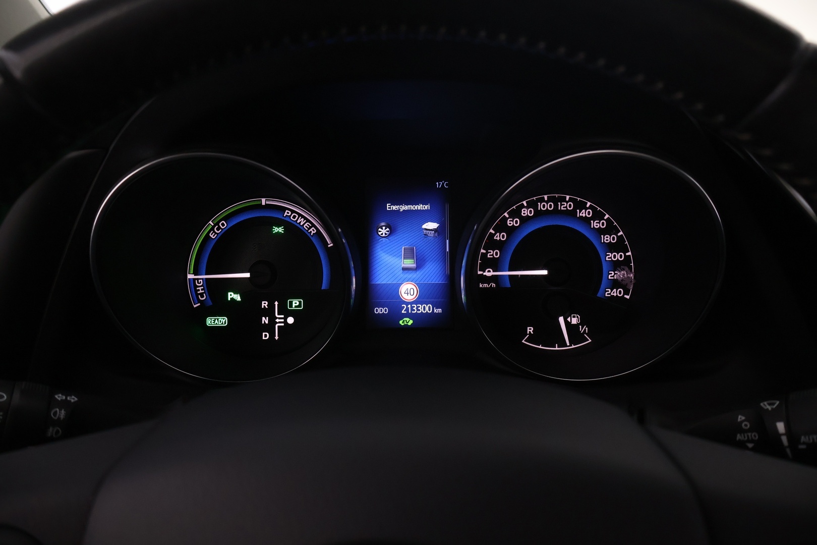 TOYOTA Auris 2016