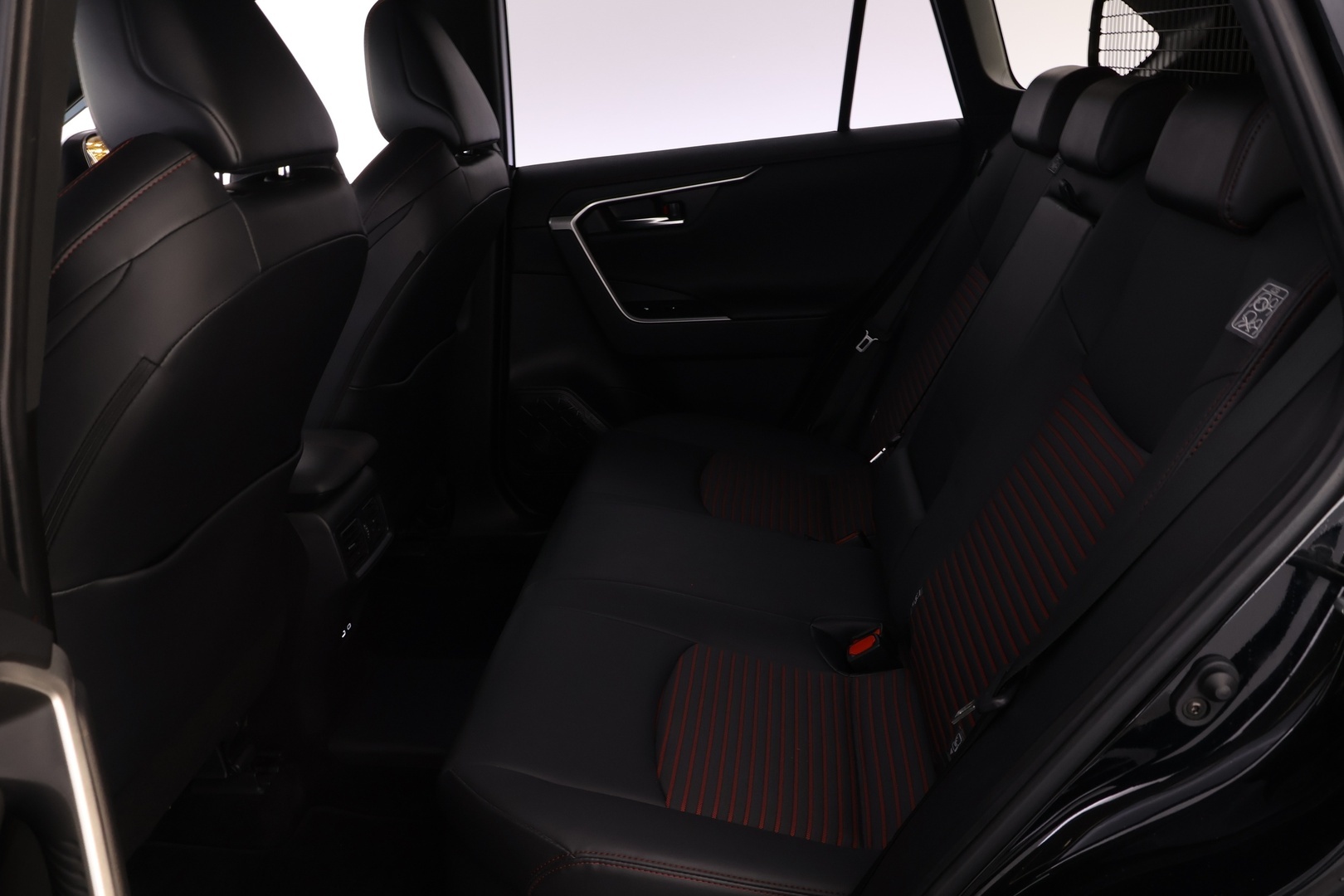 TOYOTA RAV4 PLUG-IN 2023