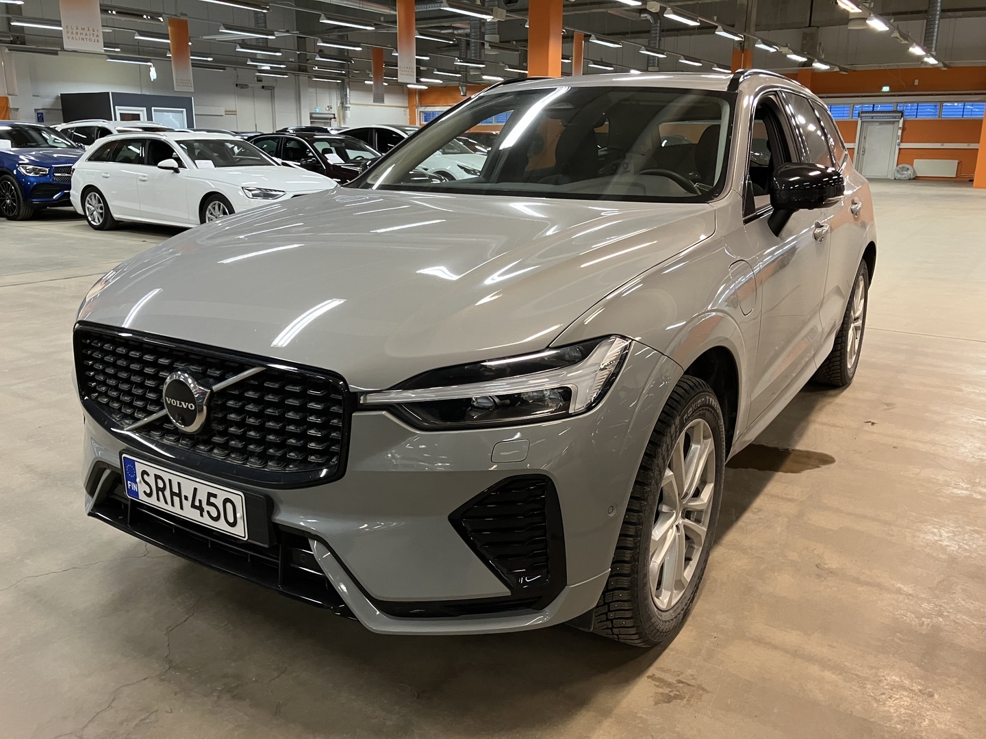 VOLVO XC60 2025