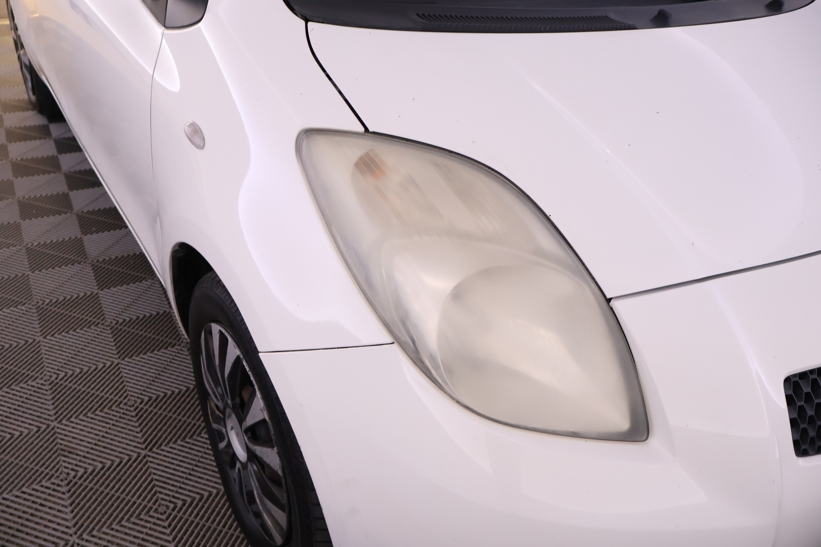 TOYOTA Yaris 2007