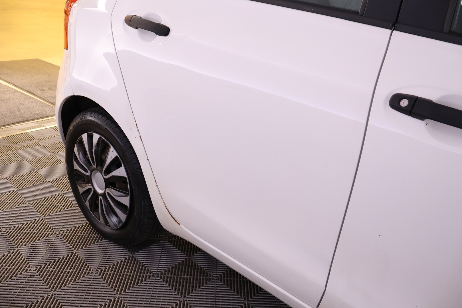 TOYOTA Yaris 2007