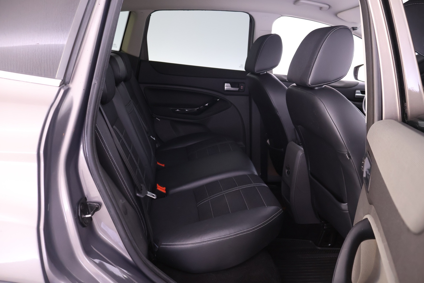 FORD Kuga 2012