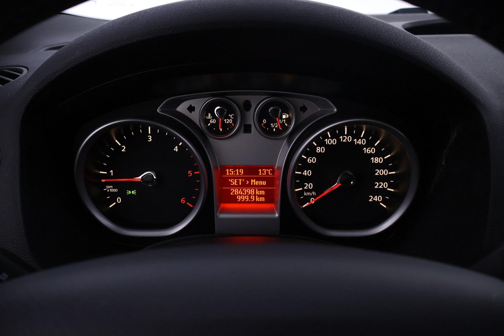 FORD Kuga 2012