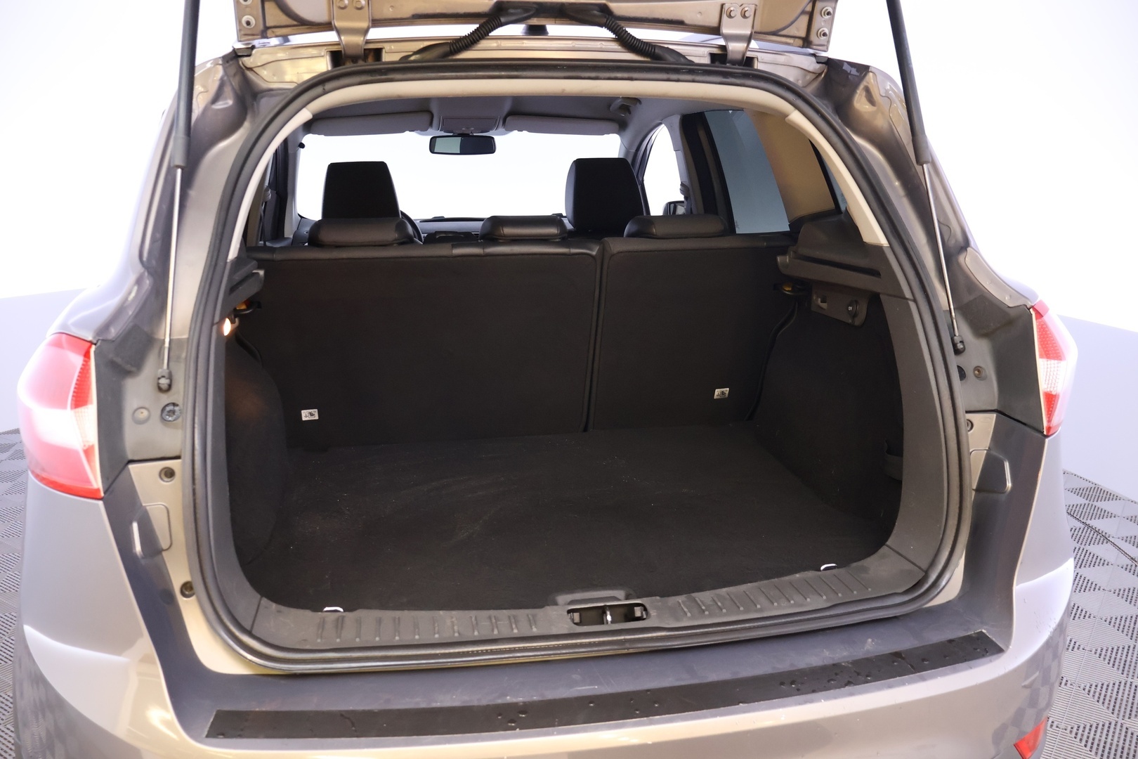 FORD Kuga 2012