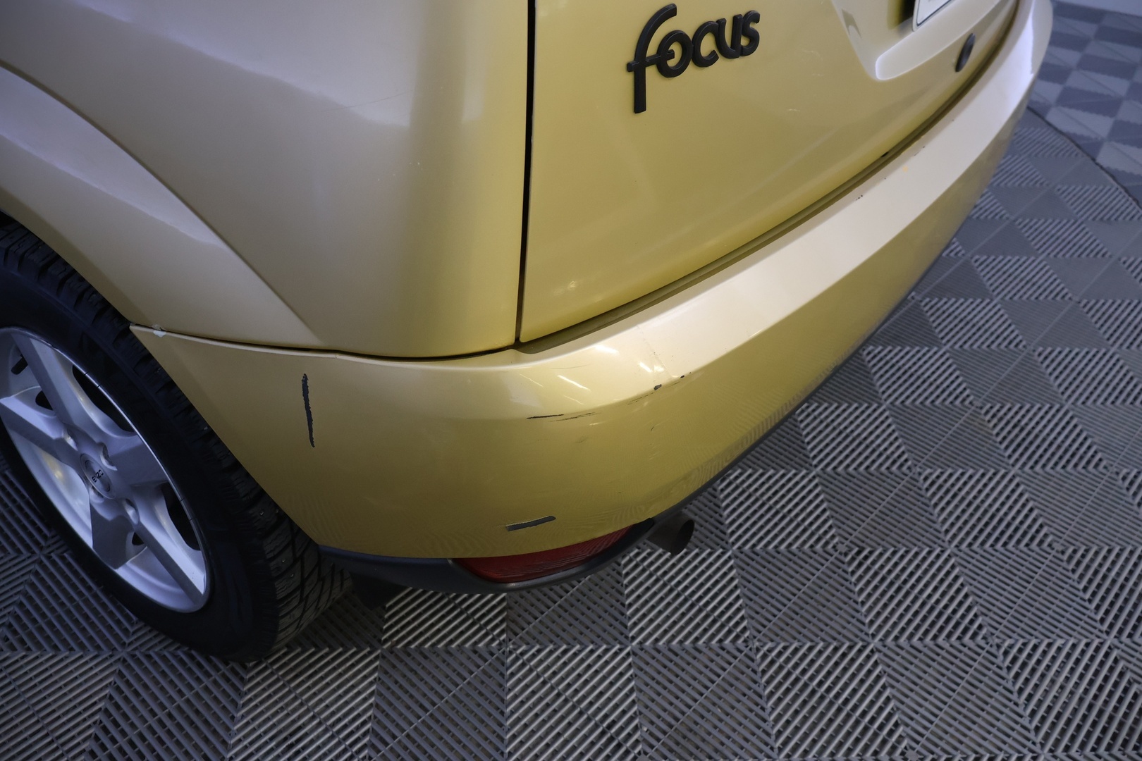 FORD Focus 2000