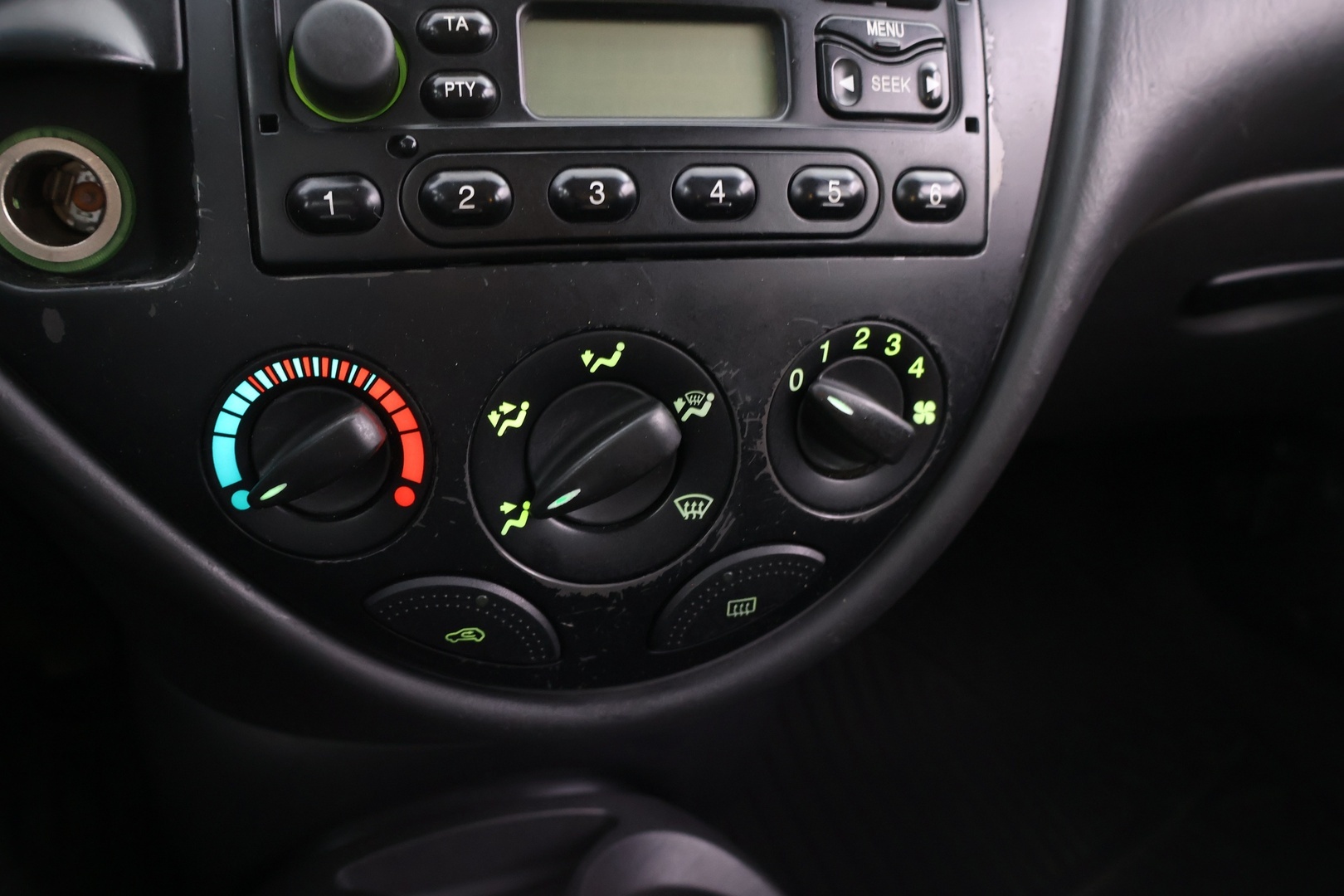 FORD Focus 2000