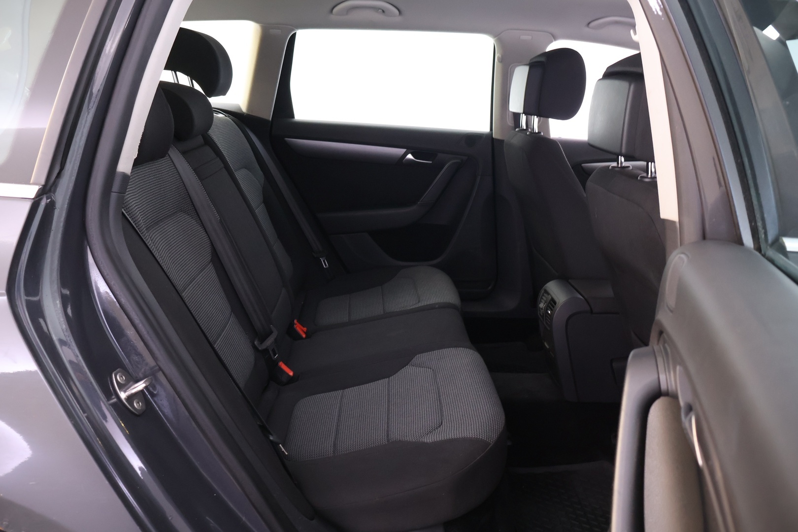 VOLKSWAGEN Passat 2012