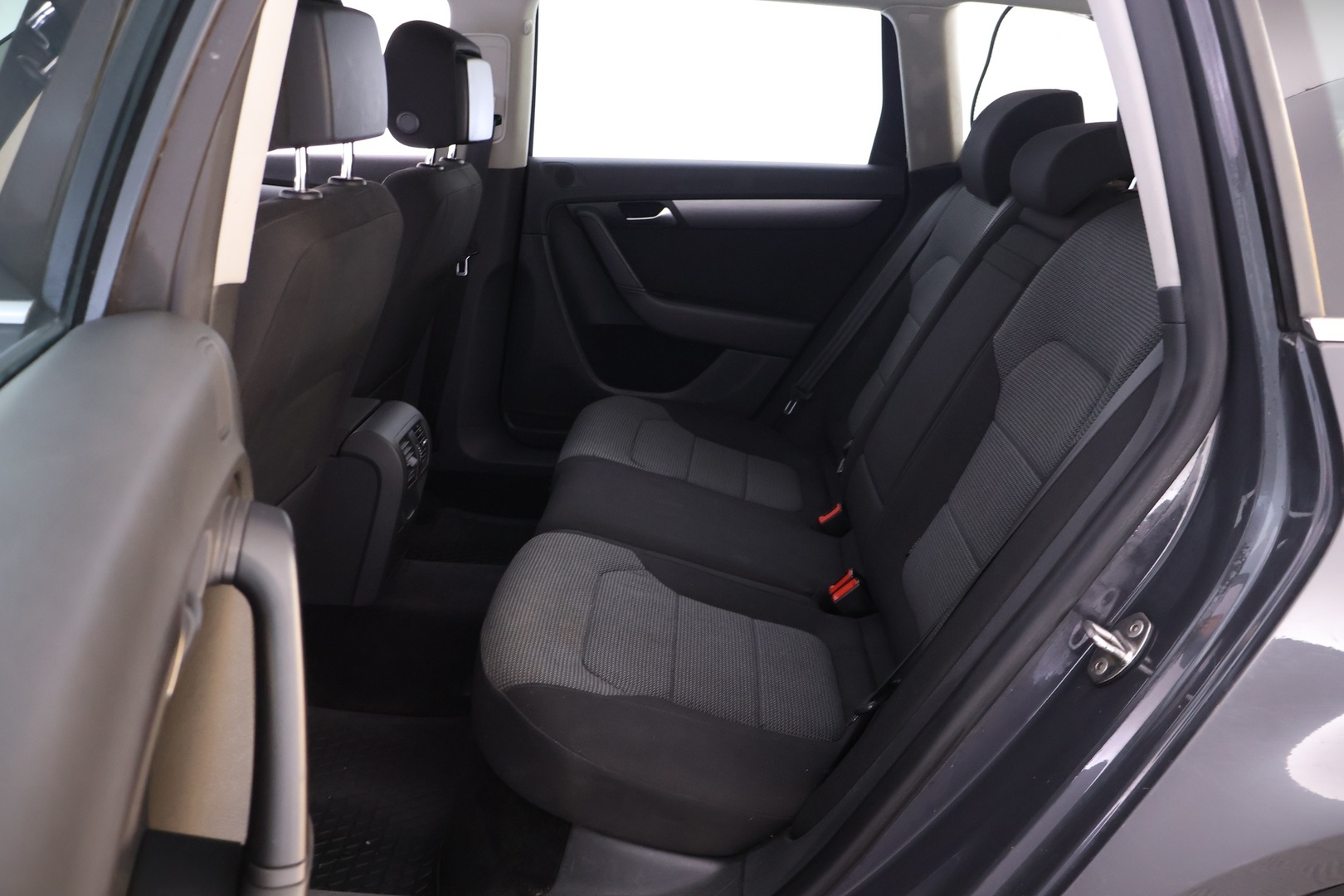 VOLKSWAGEN Passat 2012