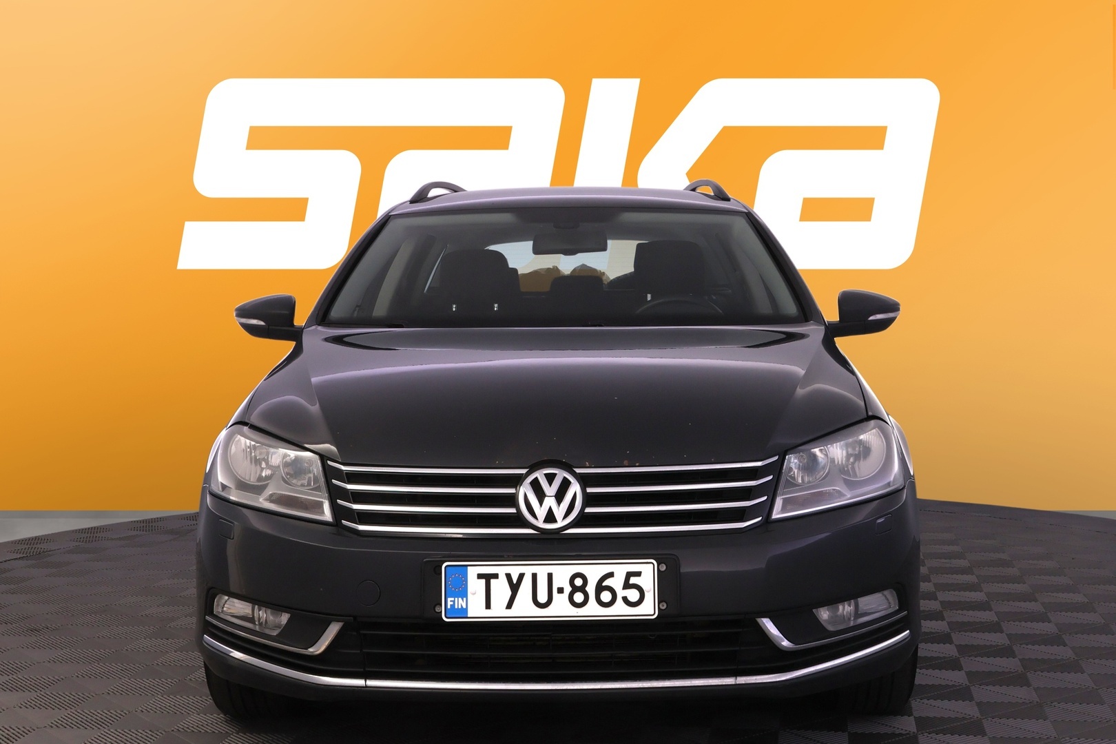 VOLKSWAGEN Passat 2012