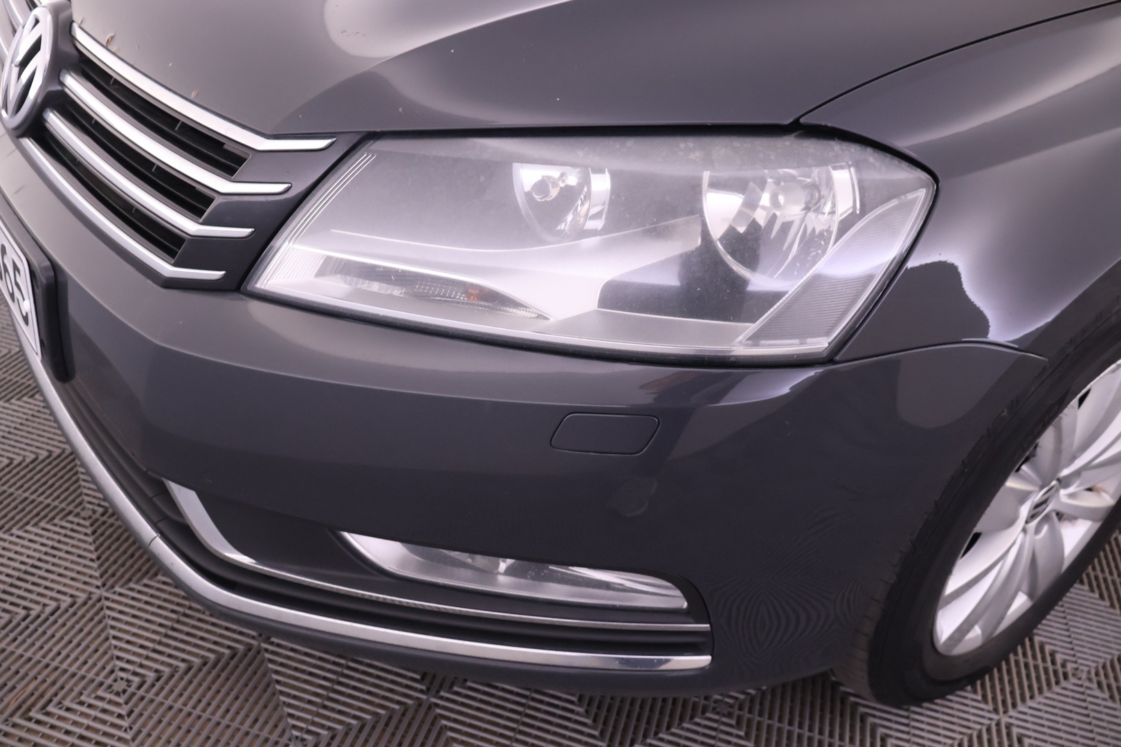 VOLKSWAGEN Passat 2012