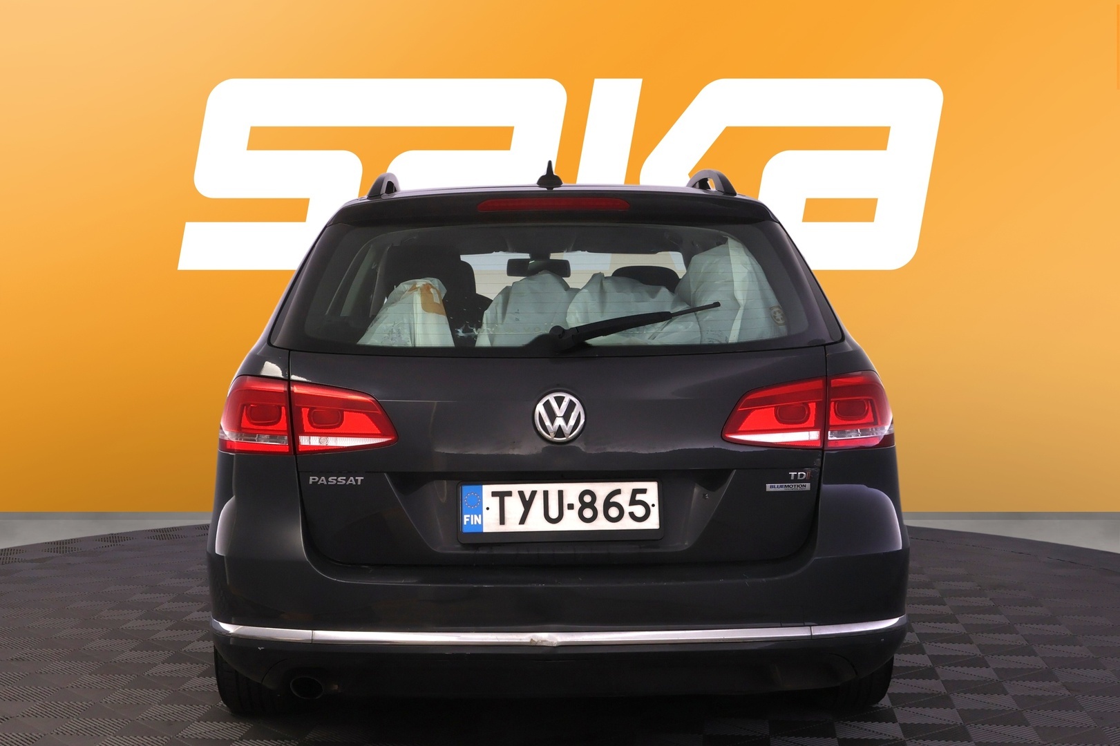 VOLKSWAGEN Passat 2012