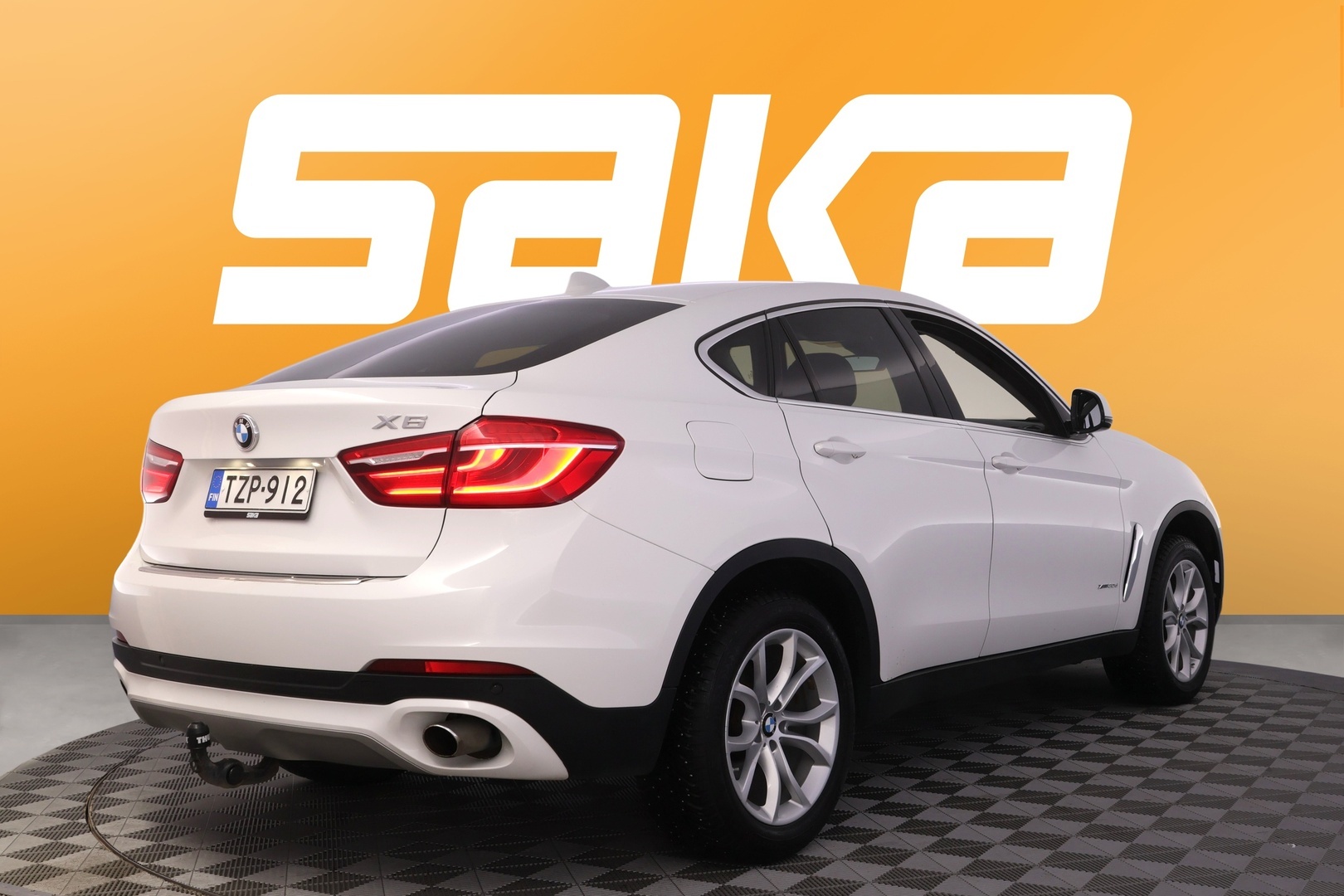 BMW X6 2015