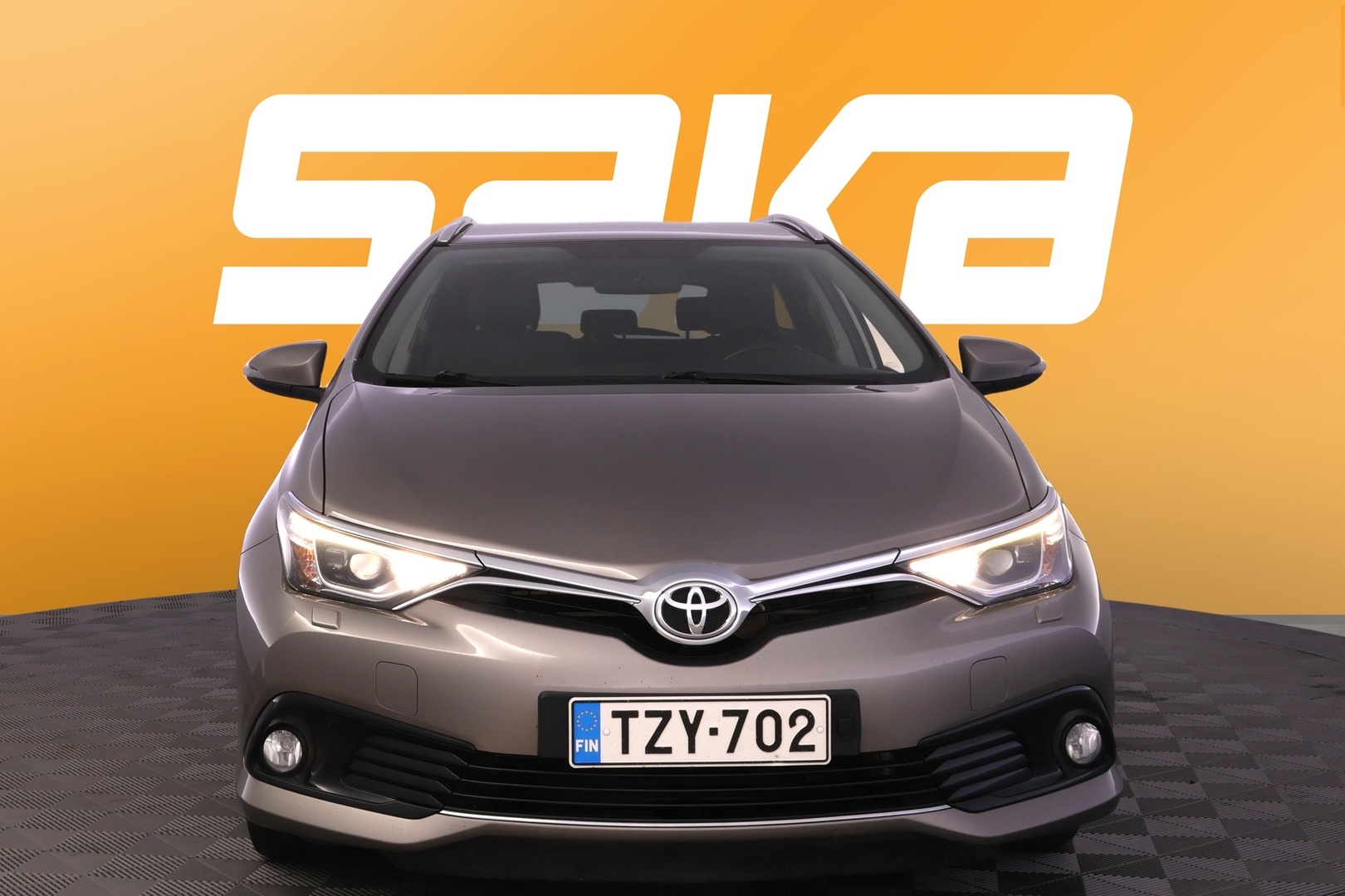 TOYOTA Auris 2016