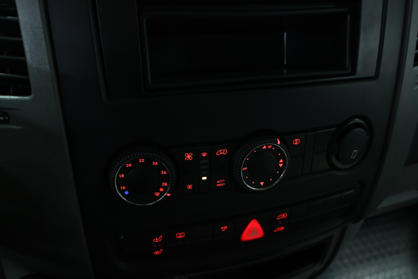 VOLKSWAGEN Crafter 2007