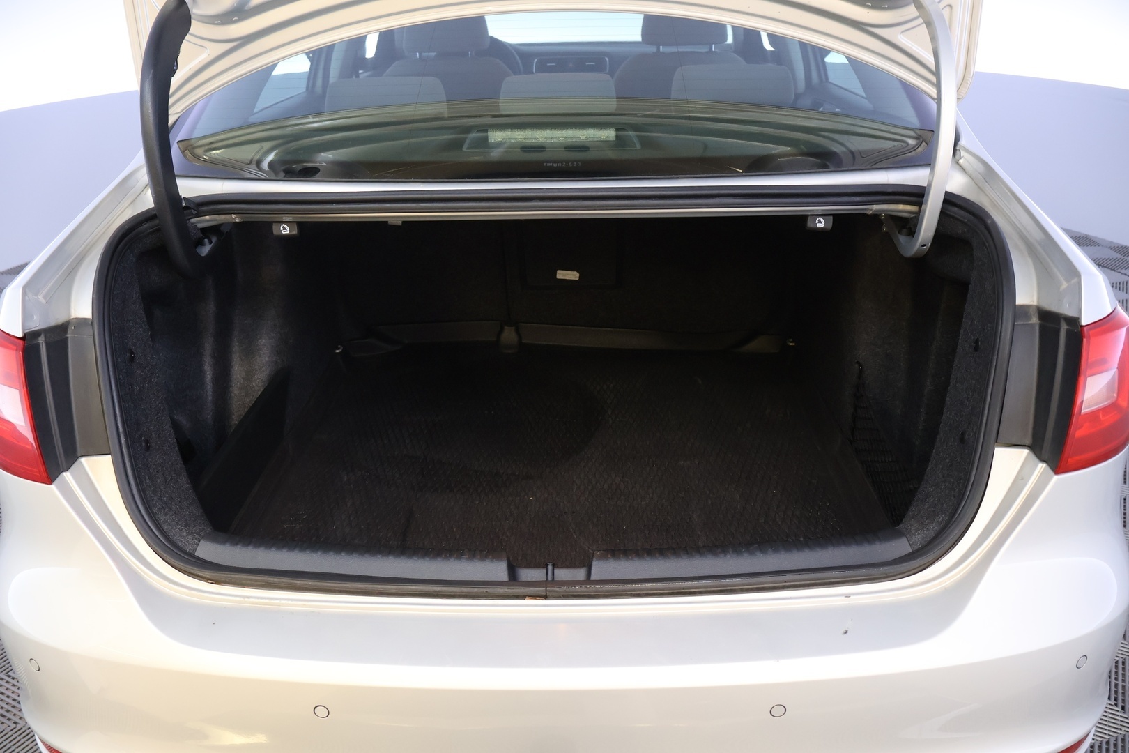 VOLKSWAGEN Jetta 2012